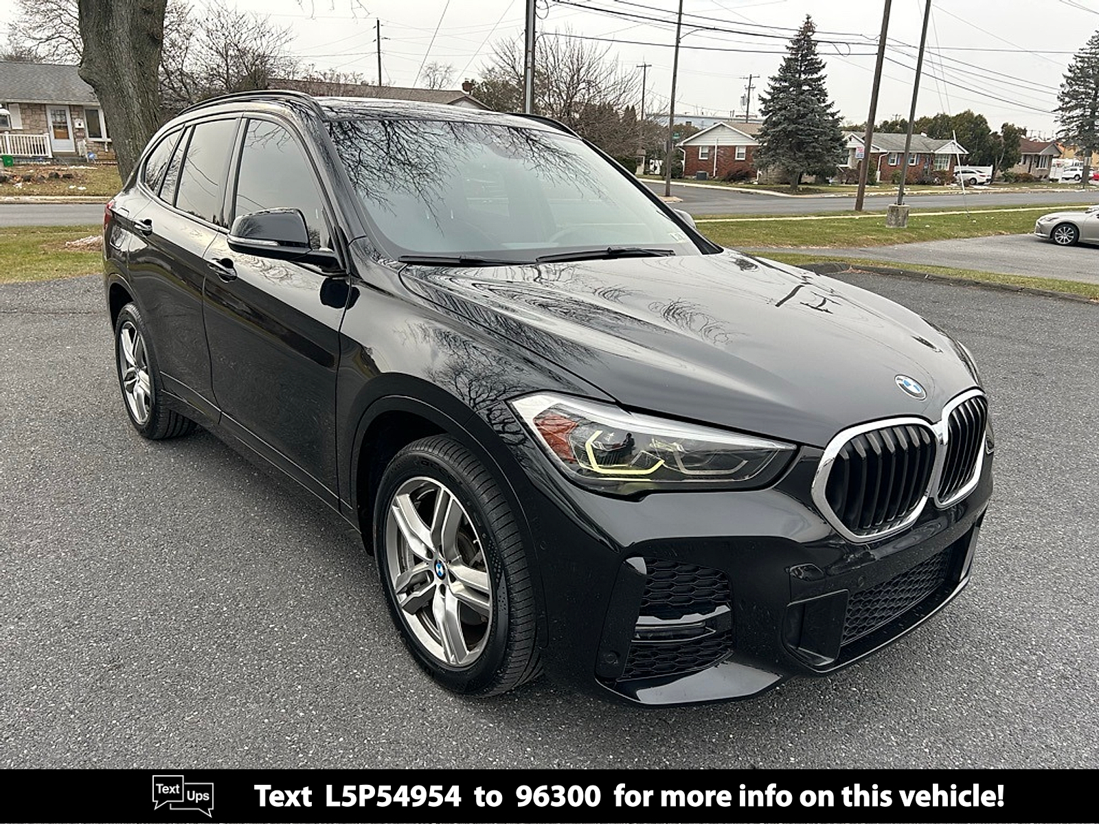 2020 BMW X1 28i's photo