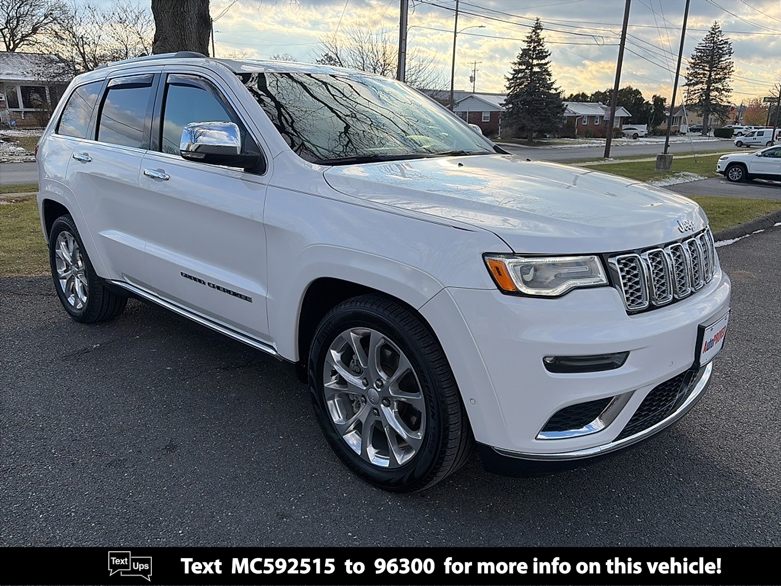 2021 Jeep Grand Cherokee Summit's photo