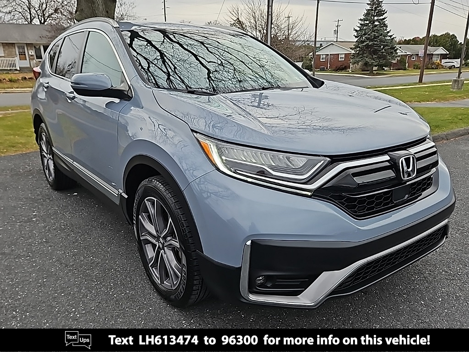 2020 Honda CR-V Touring's photo