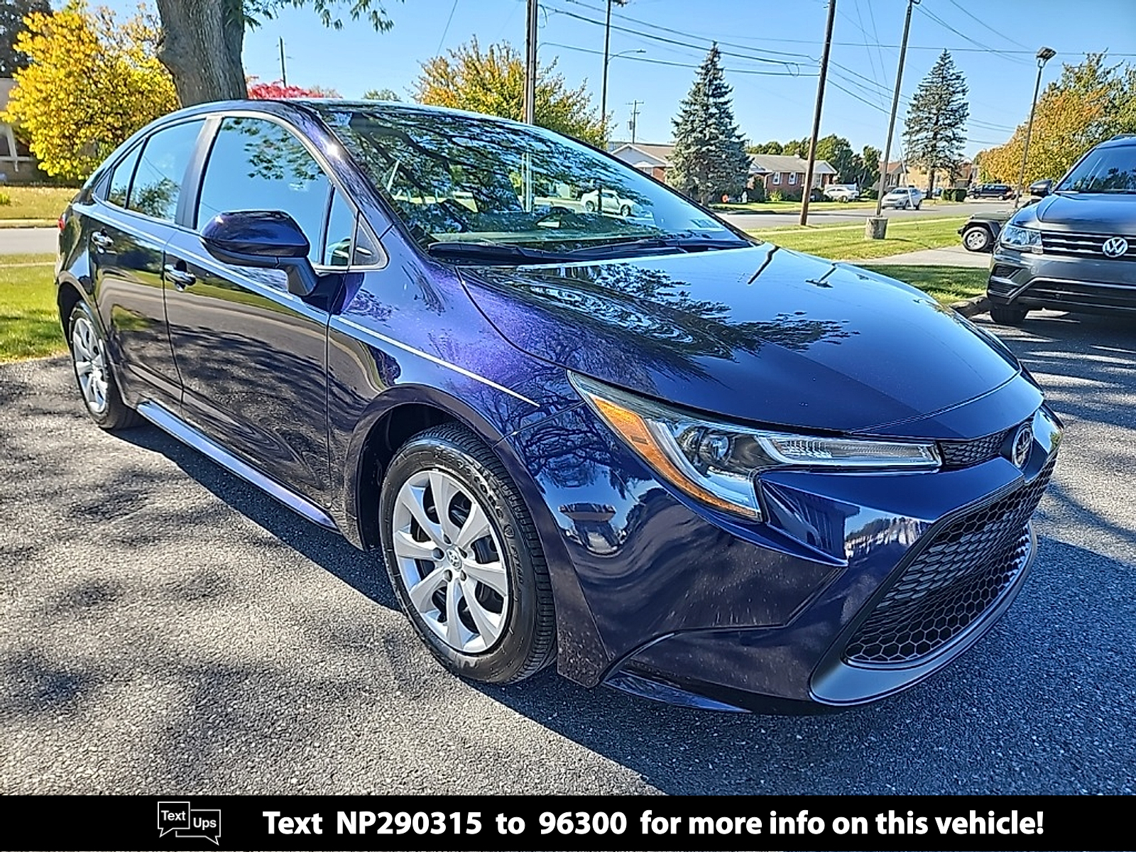 2022 Toyota Corolla LE's photo