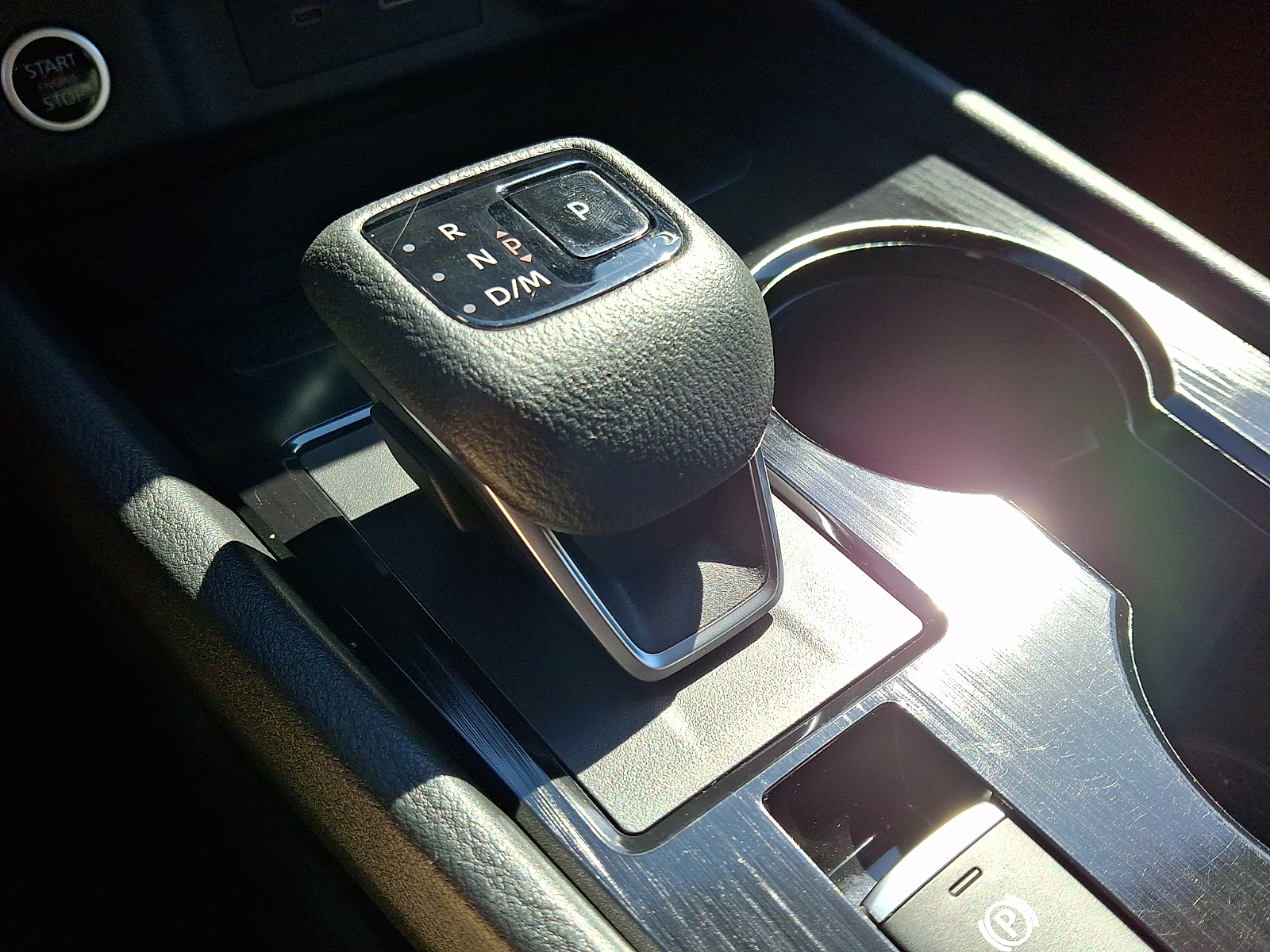 2021 Nissan Rogue SV - Photo 13