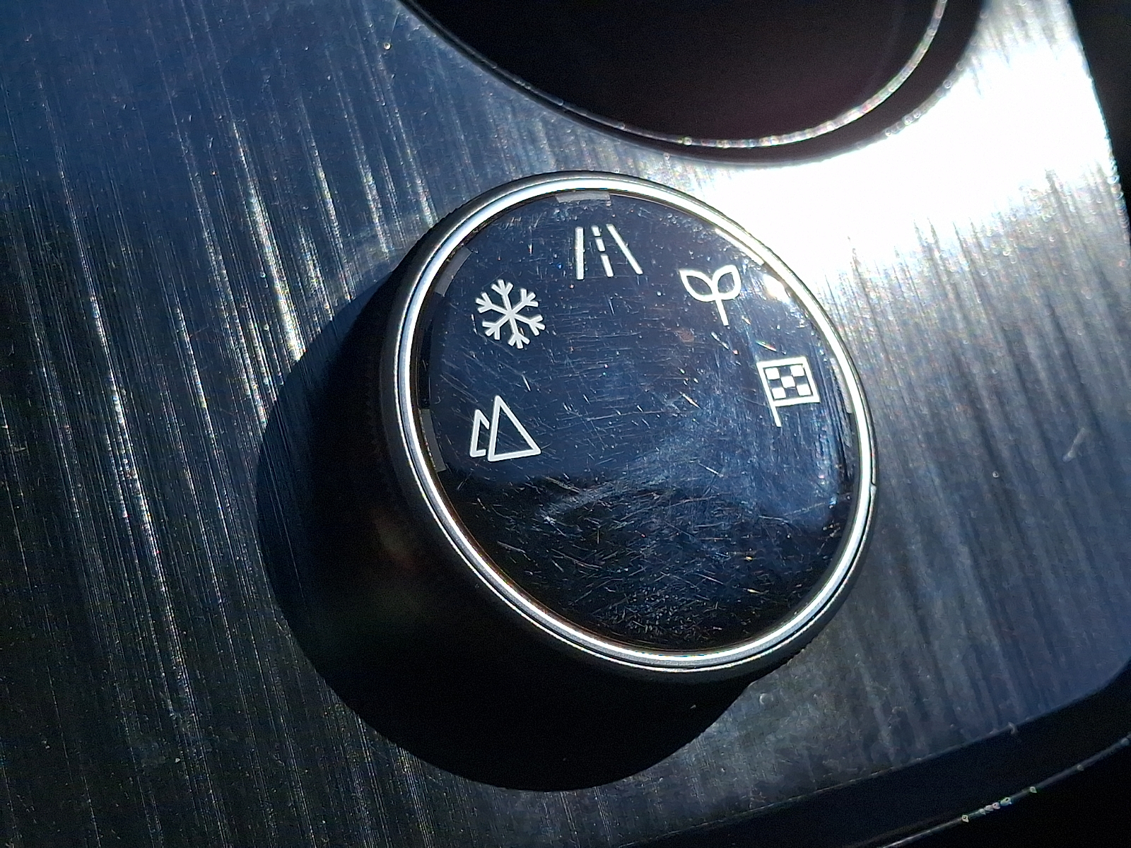 2021 Nissan Rogue SV - Photo 24