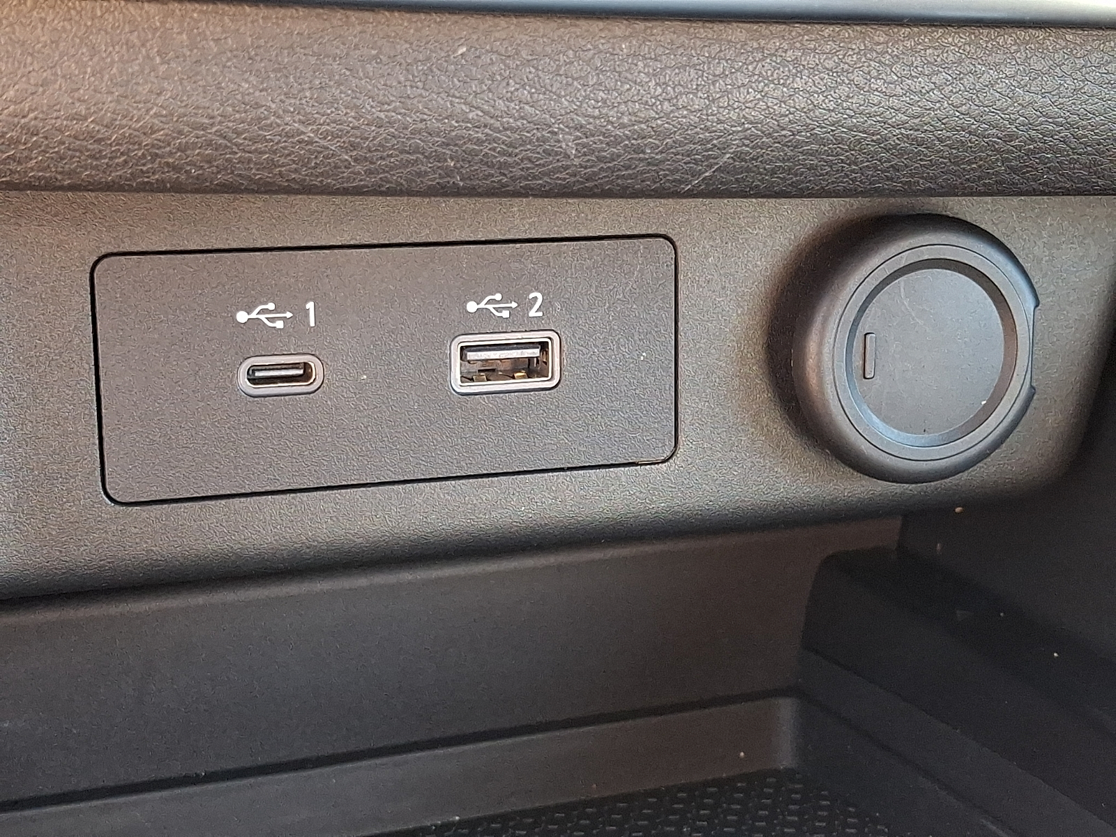 2021 Nissan Rogue SV - Photo 23