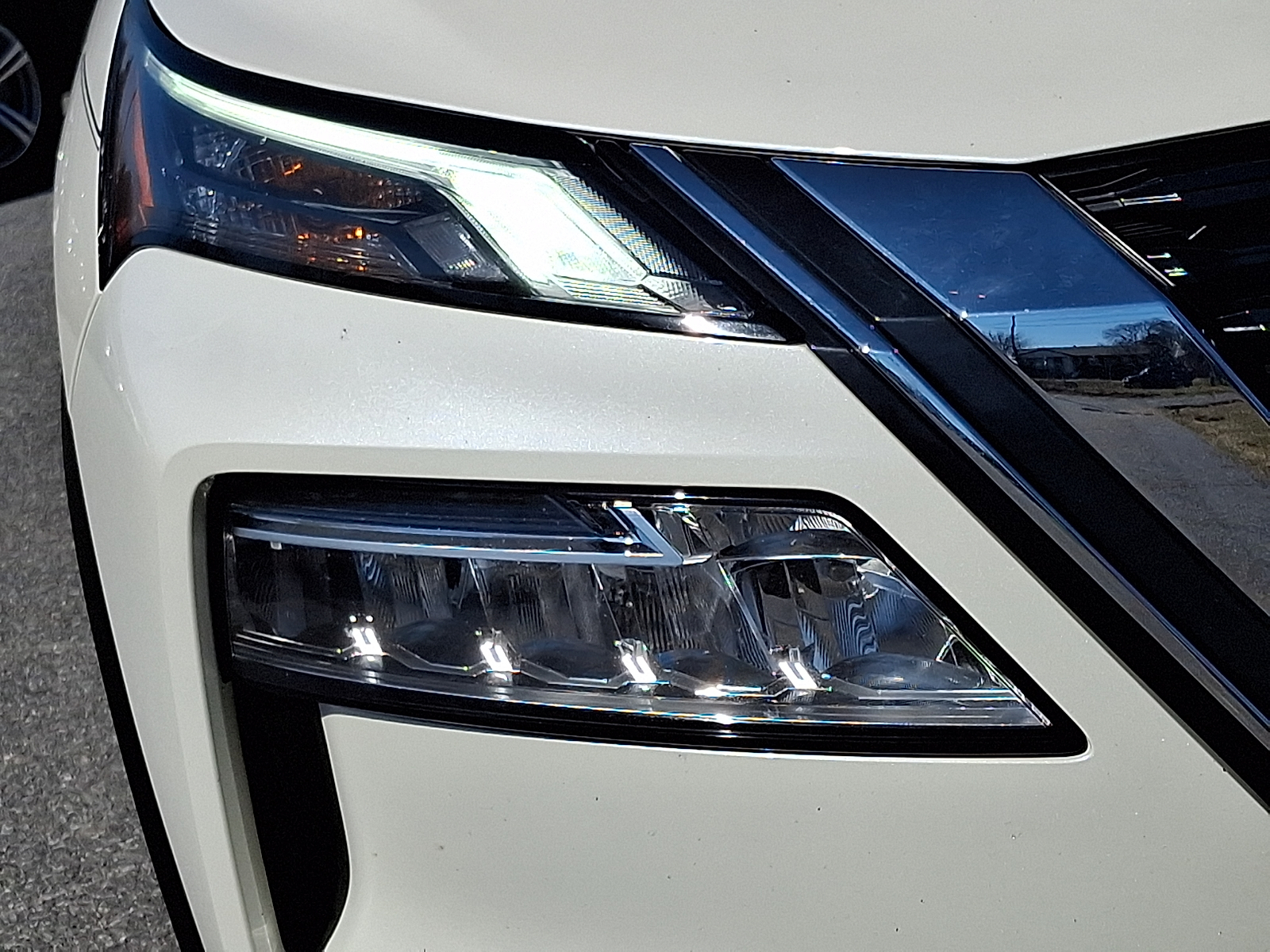 2021 Nissan Rogue SV - Photo 9