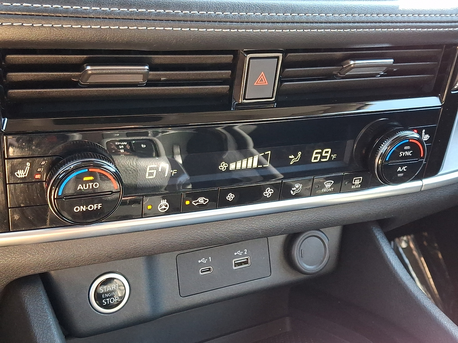 2021 Nissan Rogue SV - Photo 14