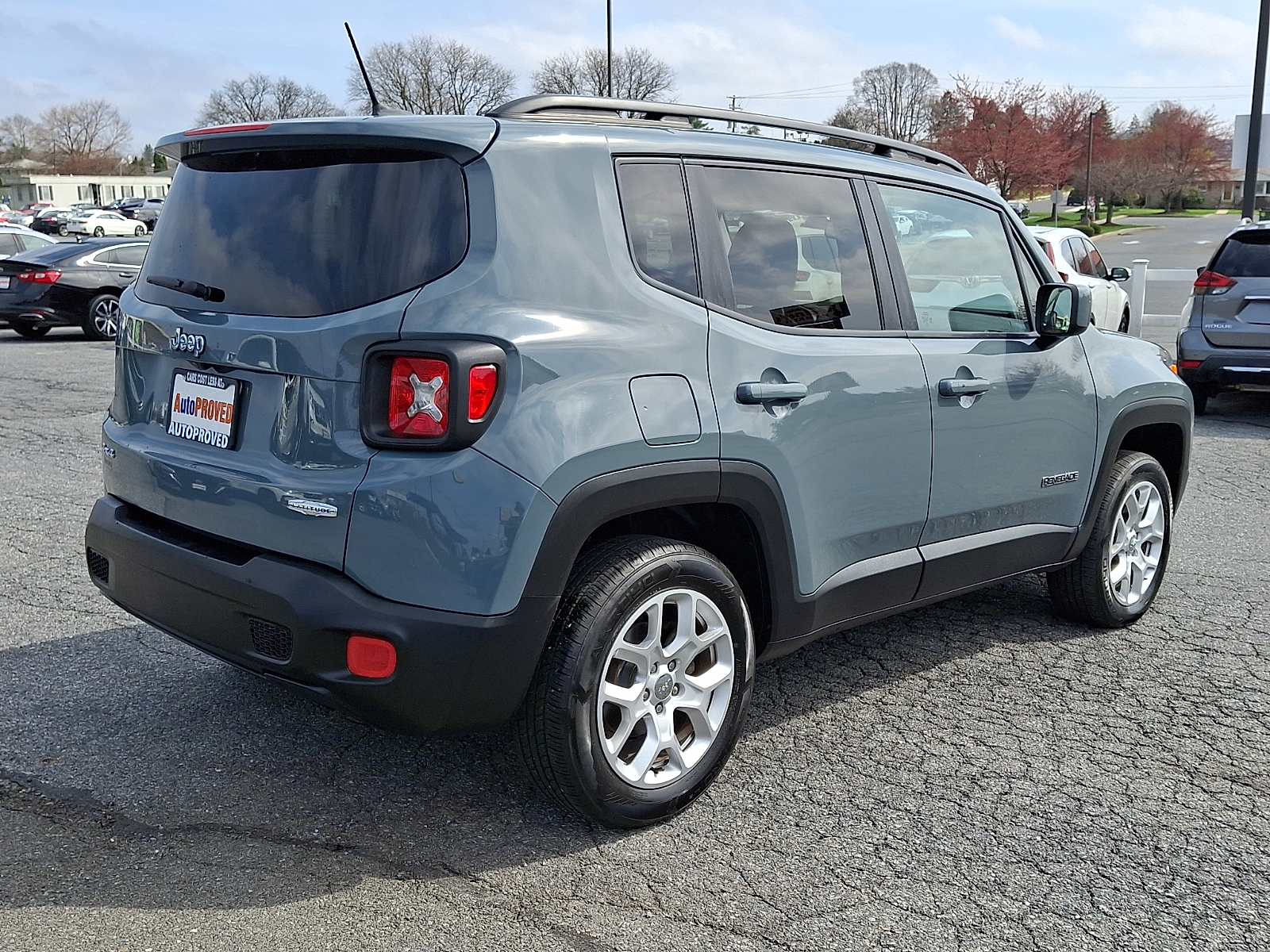 View vehicle photo 6