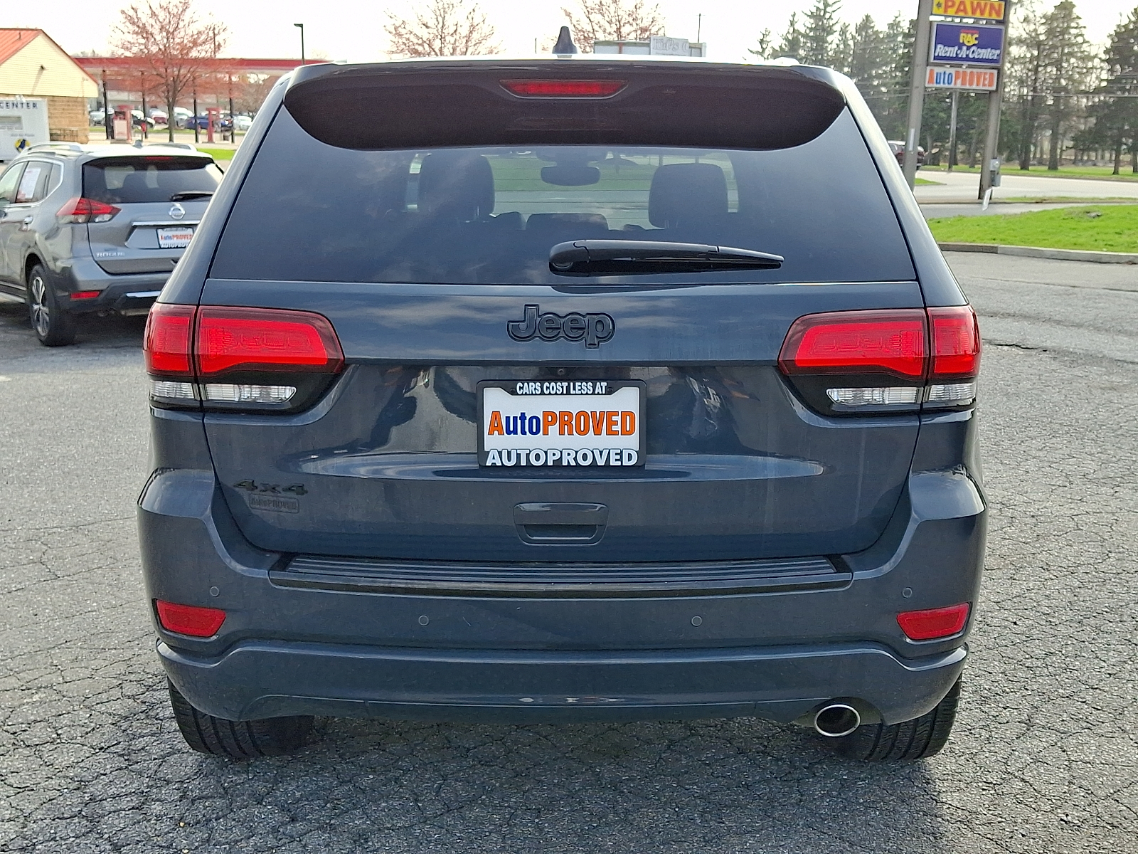 View vehicle photo 5