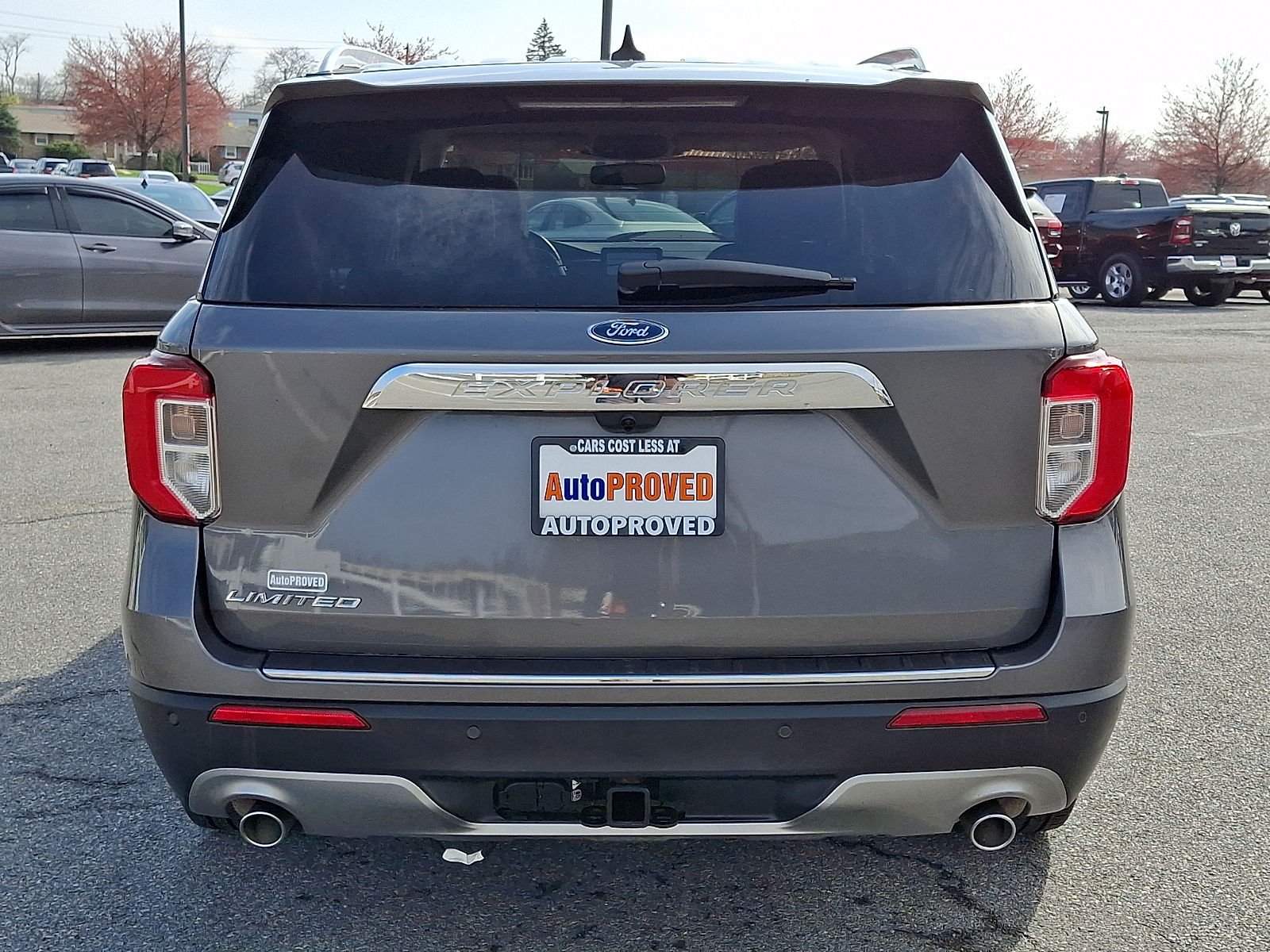 View vehicle photo 5