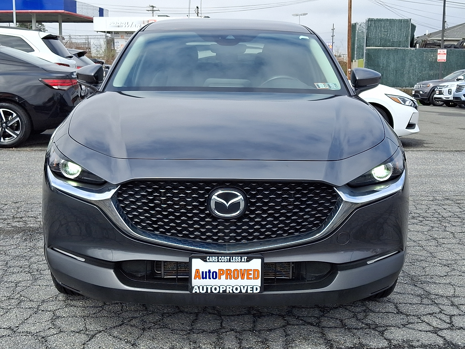 View vehicle photo 2