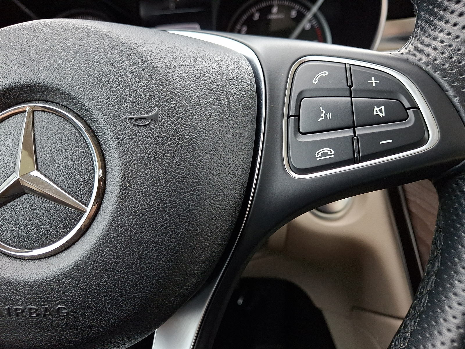 2018 Mercedes-Benz GLC GLC300 - Photo 23