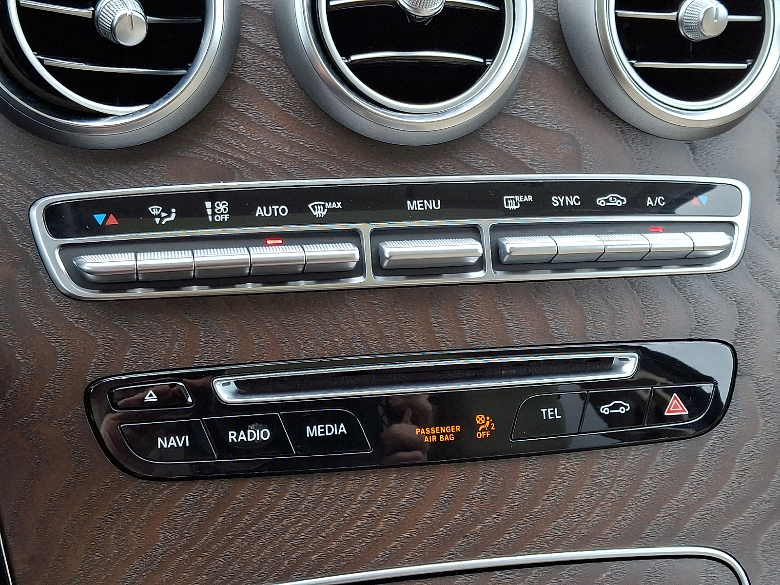 2018 Mercedes-Benz GLC GLC300 - Photo 16