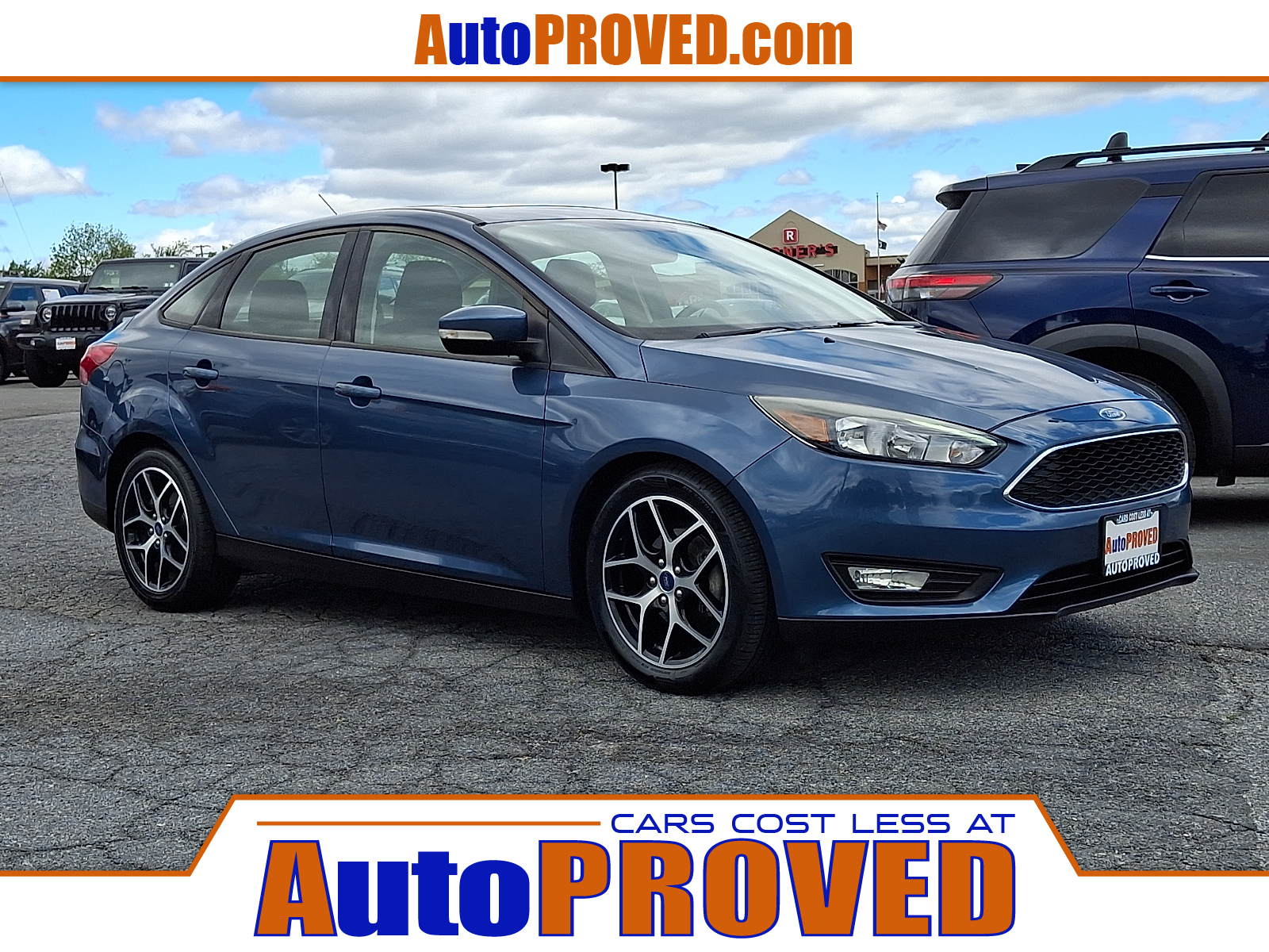 2018 Ford Focus Sedan SEL's photo