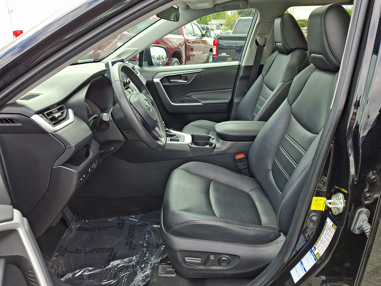 2021 Toyota RAV4 XLE Premium - Photo 13
