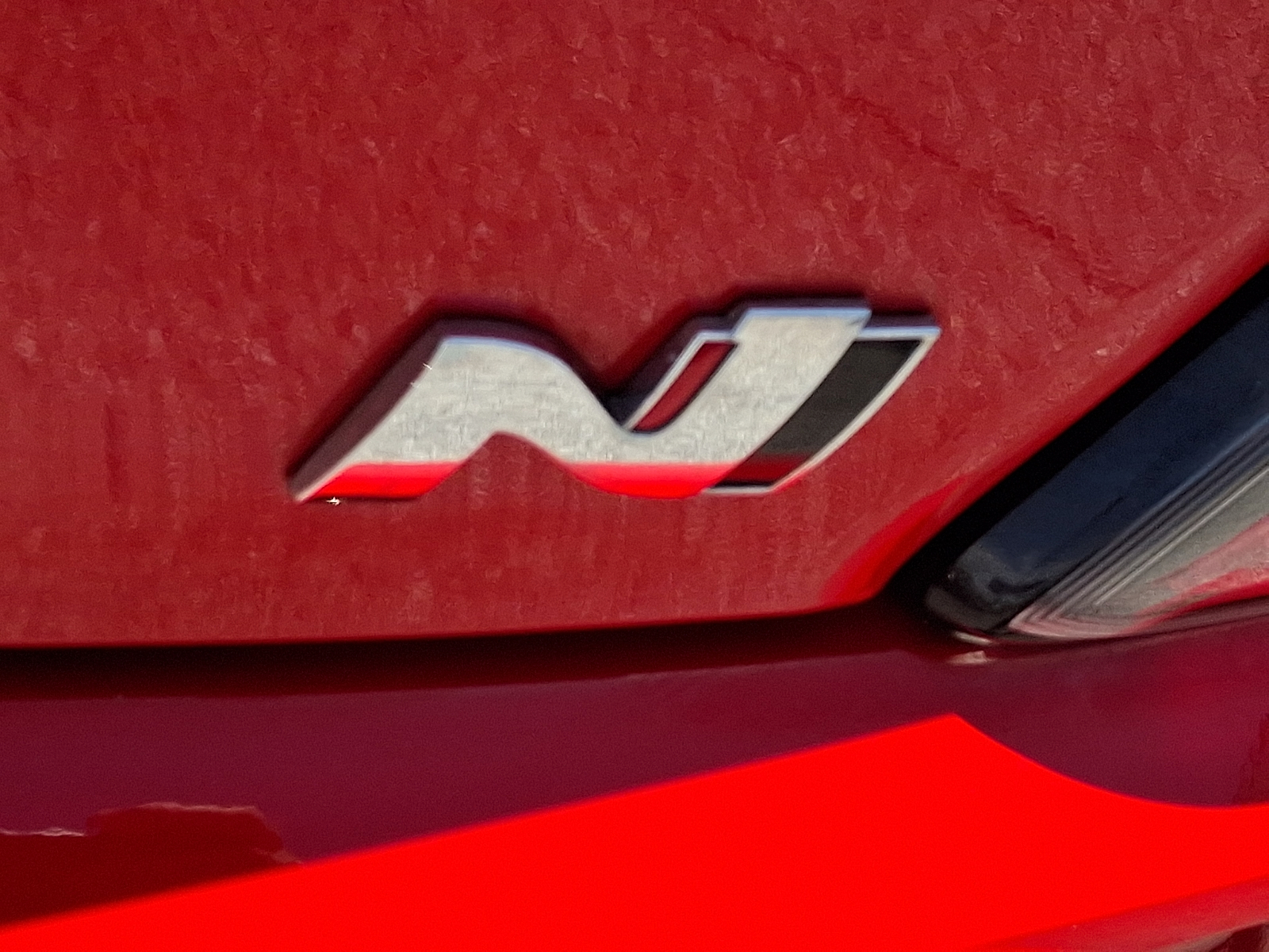 2022 Hyundai Kona N - Photo 32