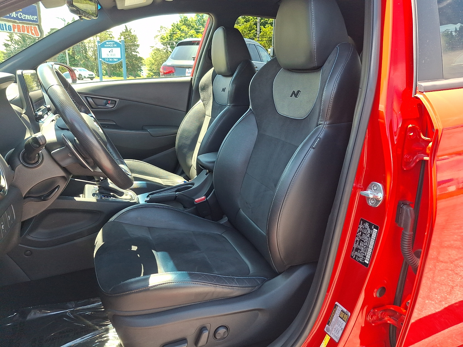 2022 Hyundai Kona N - Photo 13