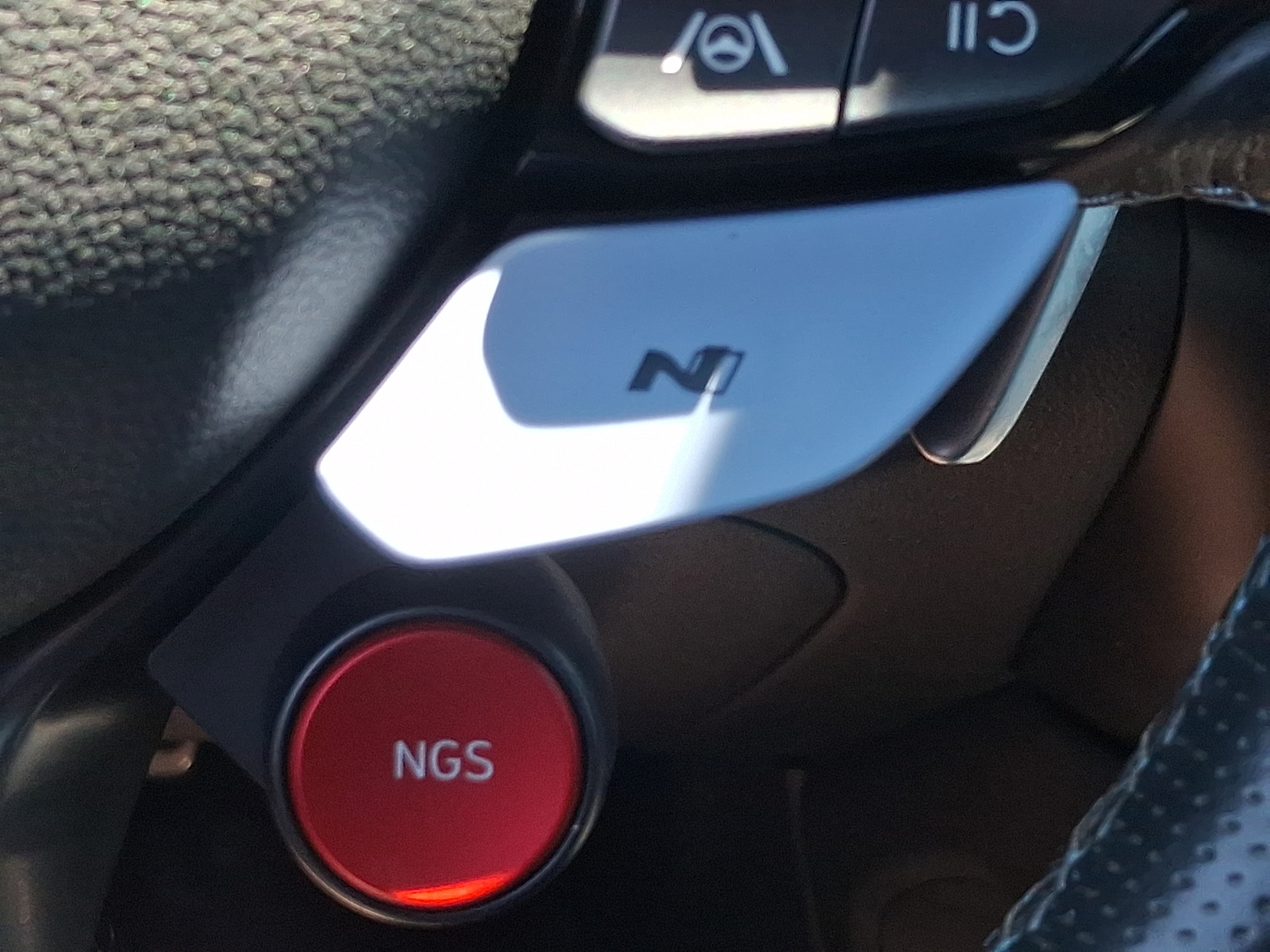 2022 Hyundai Kona N - Photo 26