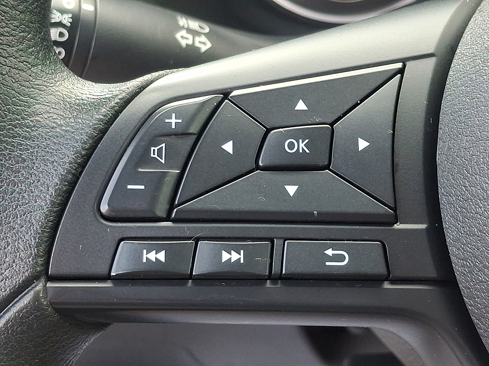 Used 2024 Nissan Sentra Sedan