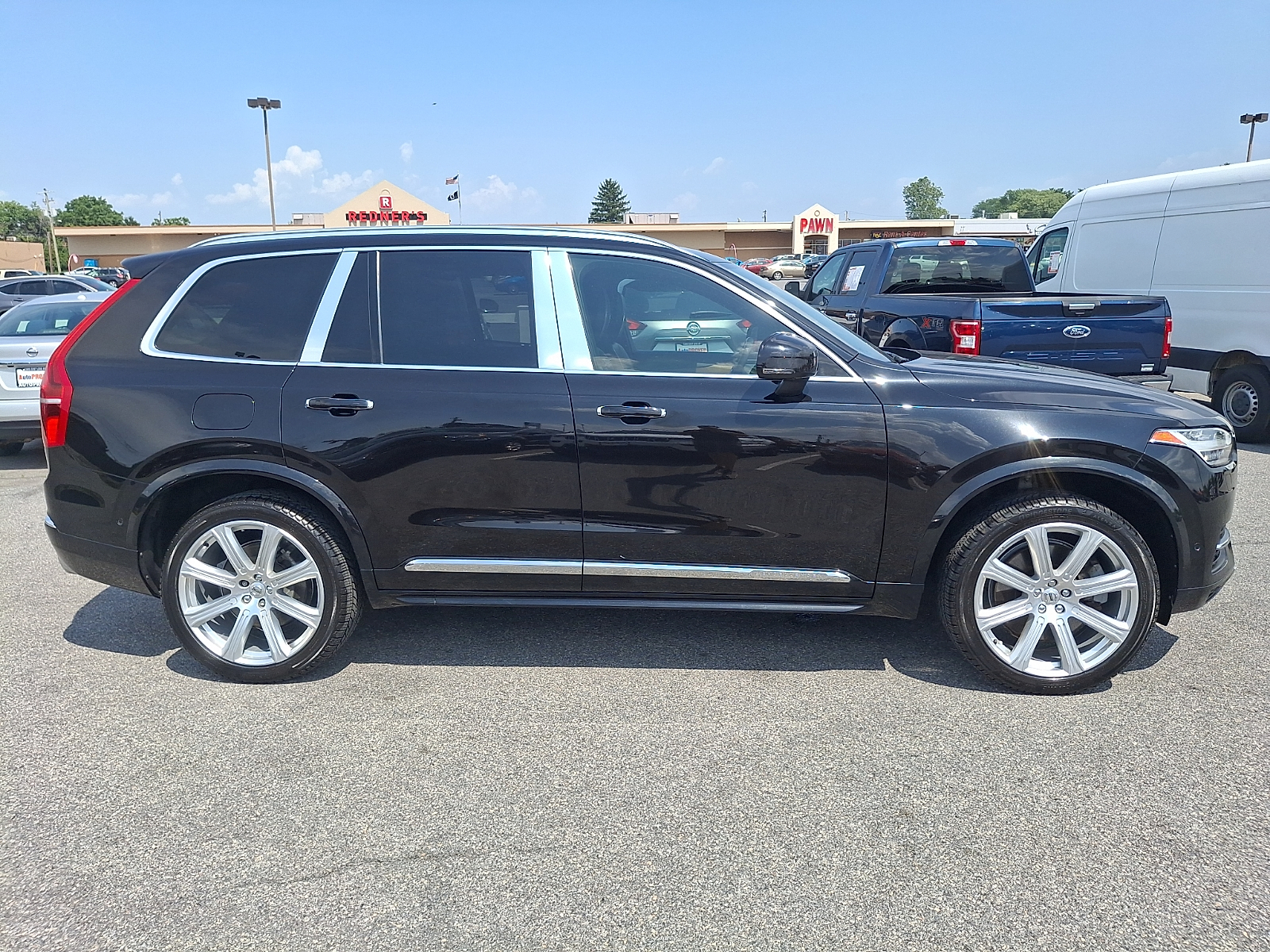 Used 2017 Volvo XC90 Hybrid SUV