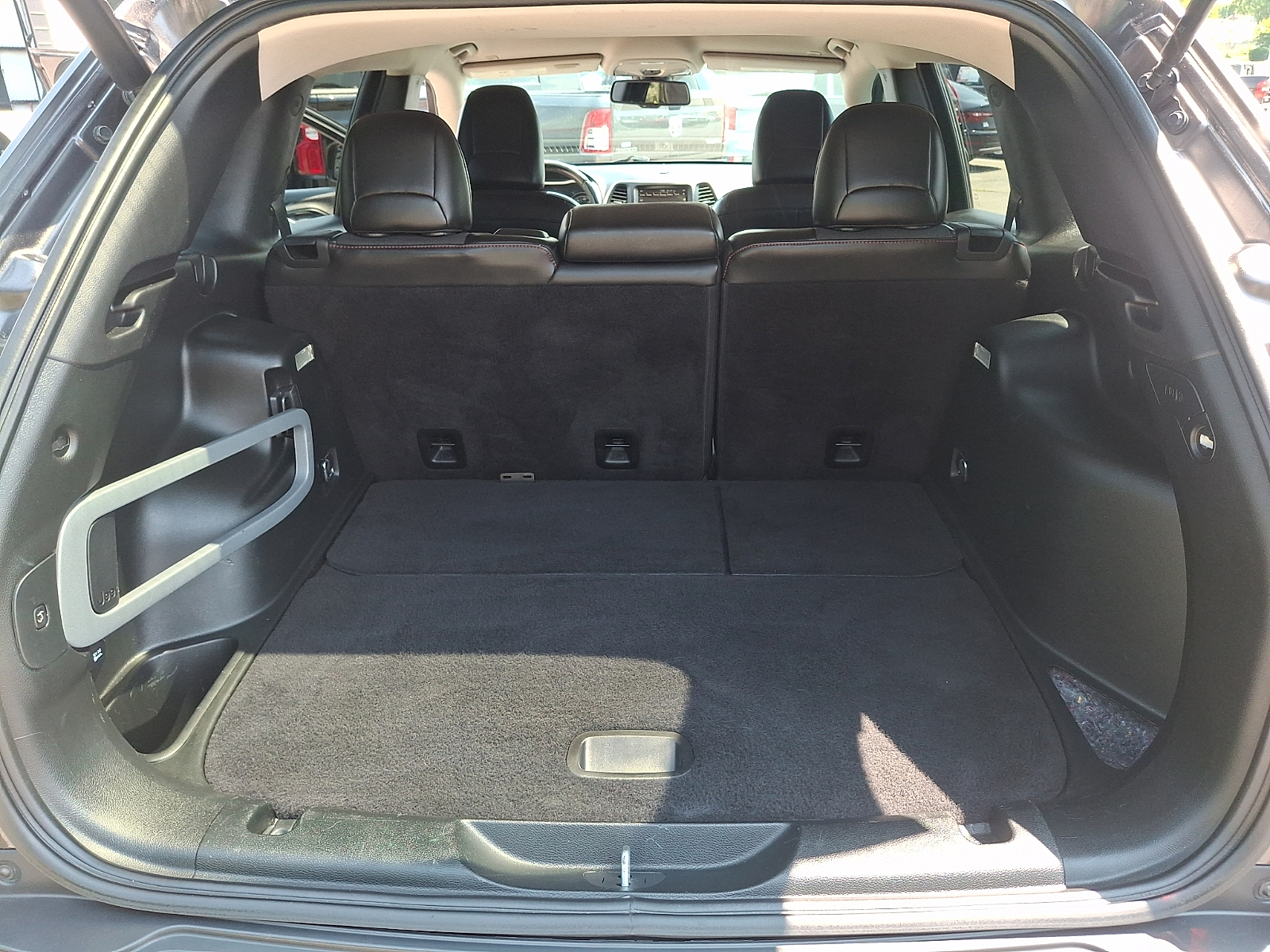 Used 2018 Jeep Cherokee SUV