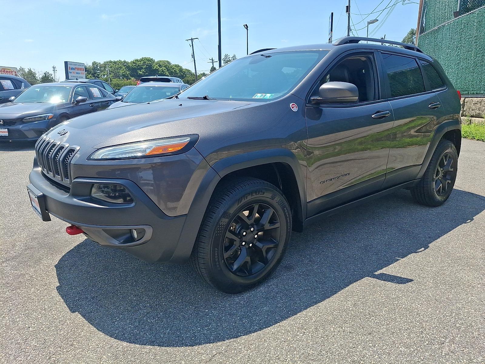 Used 2018 Jeep Cherokee SUV