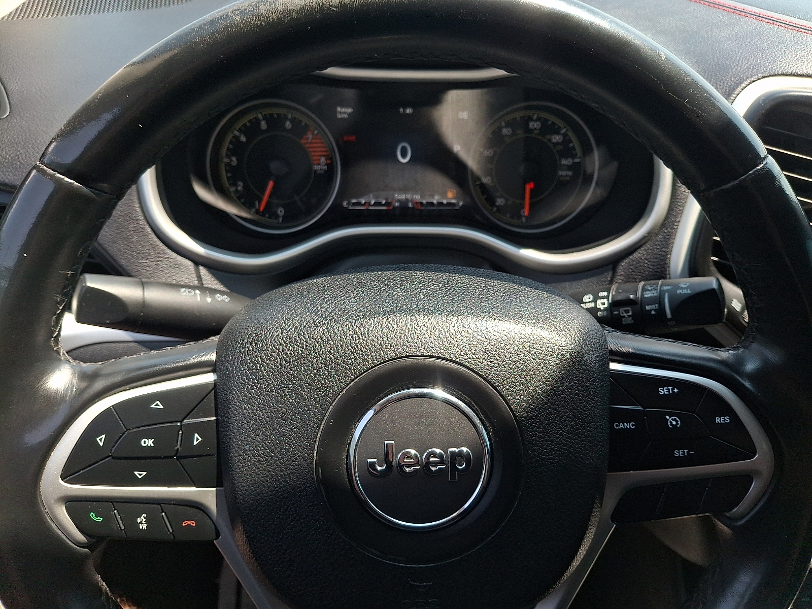 Used 2018 Jeep Cherokee SUV
