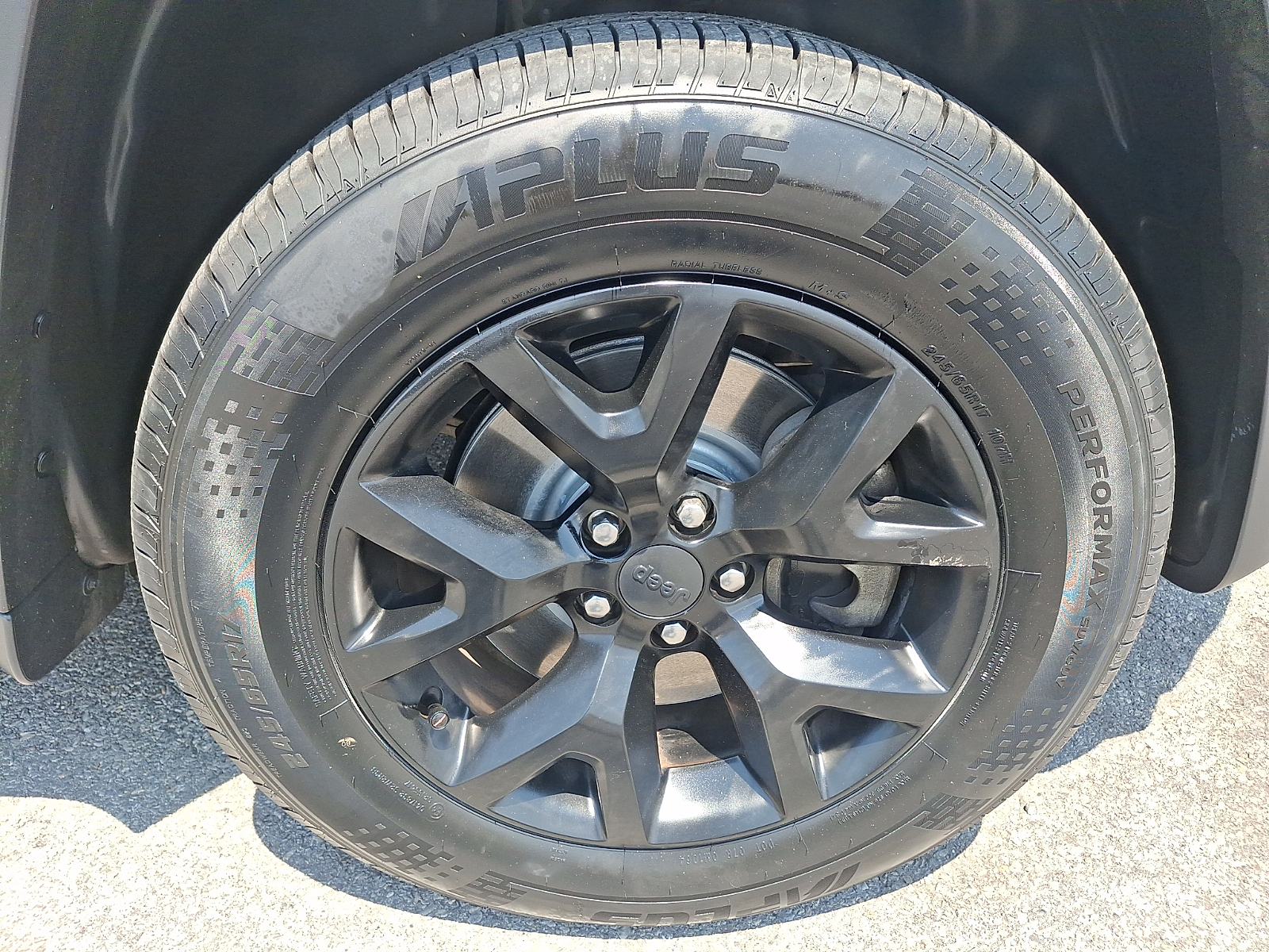 Used 2018 Jeep Cherokee SUV