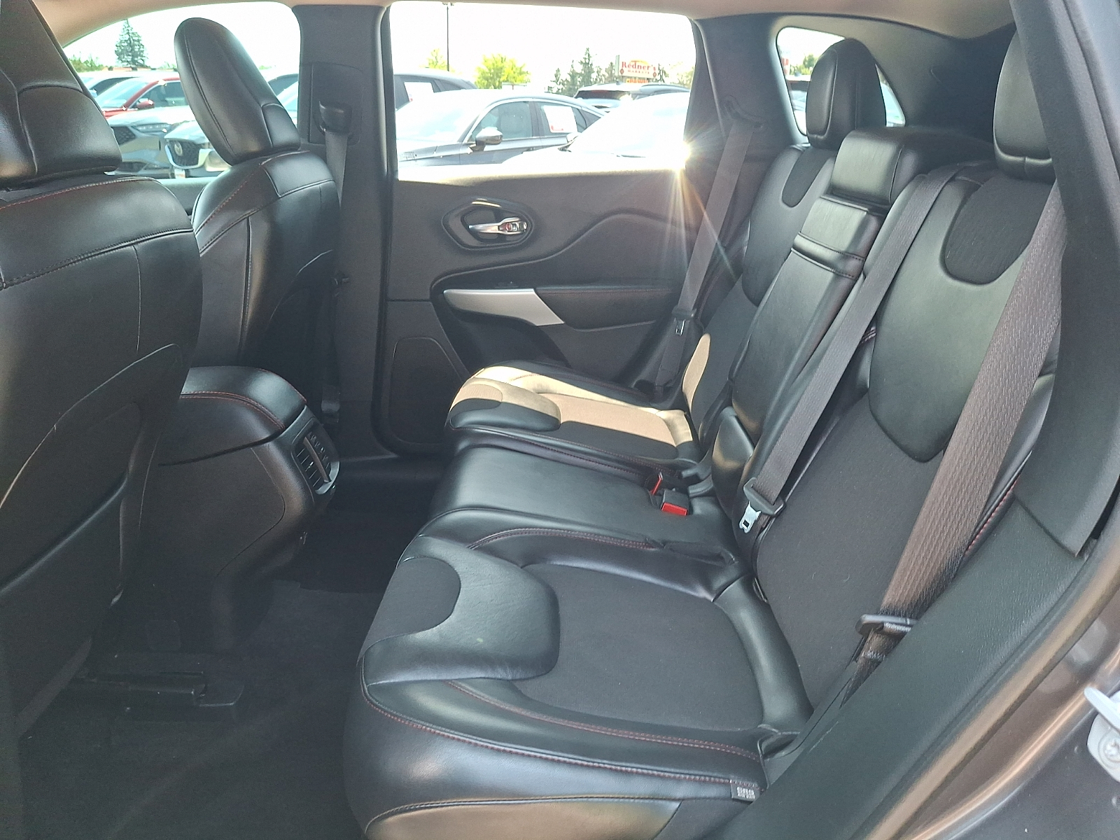 Used 2018 Jeep Cherokee SUV