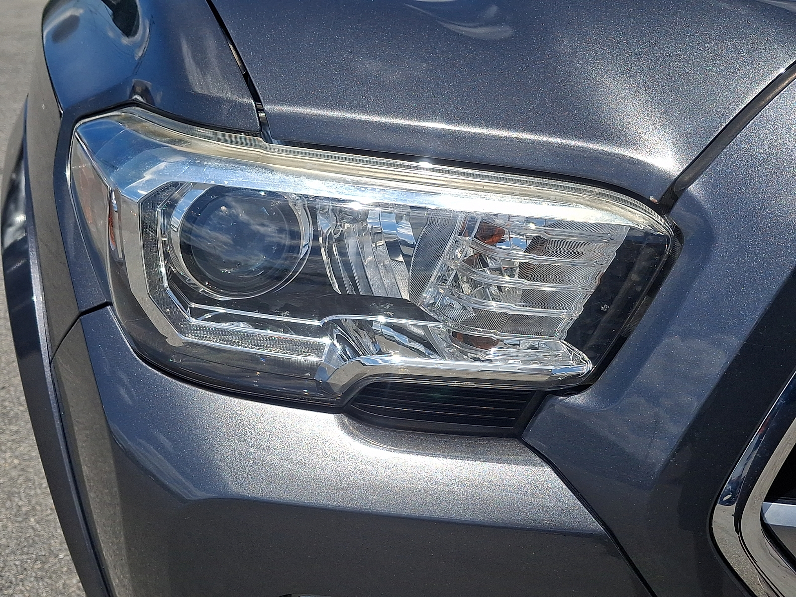 Used 2018 Toyota Tacoma Truck