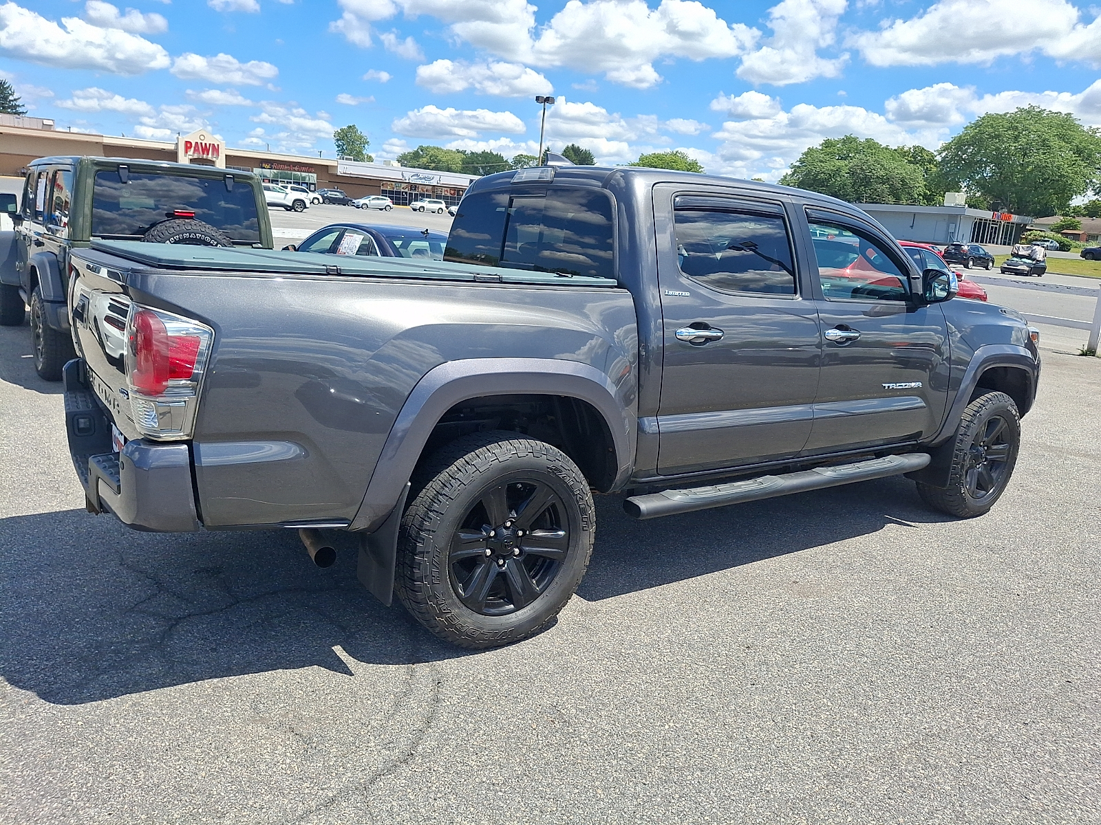 Used 2018 Toyota Tacoma Truck