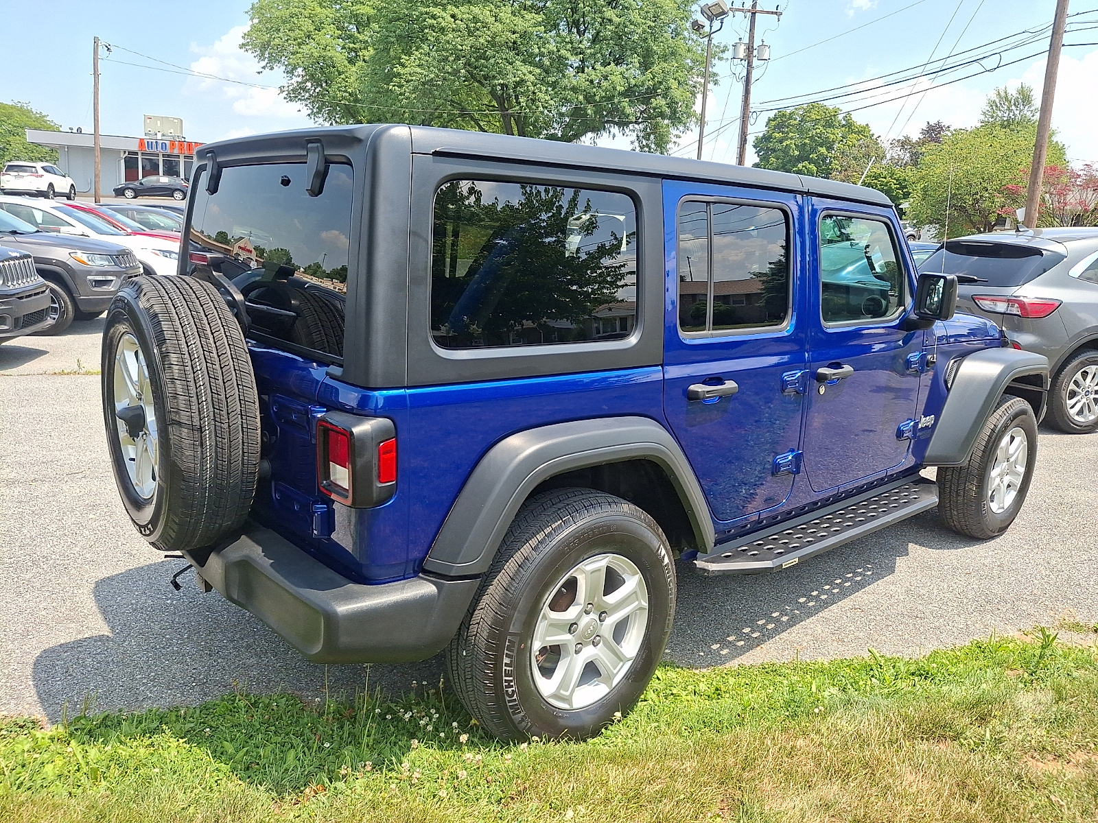 Used 2018 Jeep Wrangler Unlimited SUV