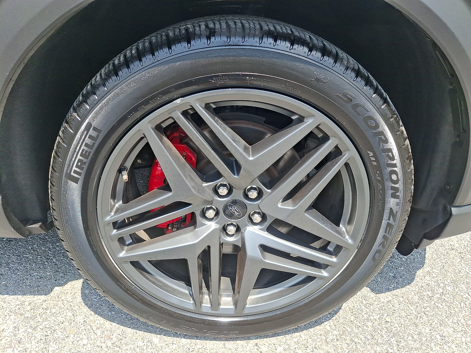 Used 2025 Ford Explorer SUV