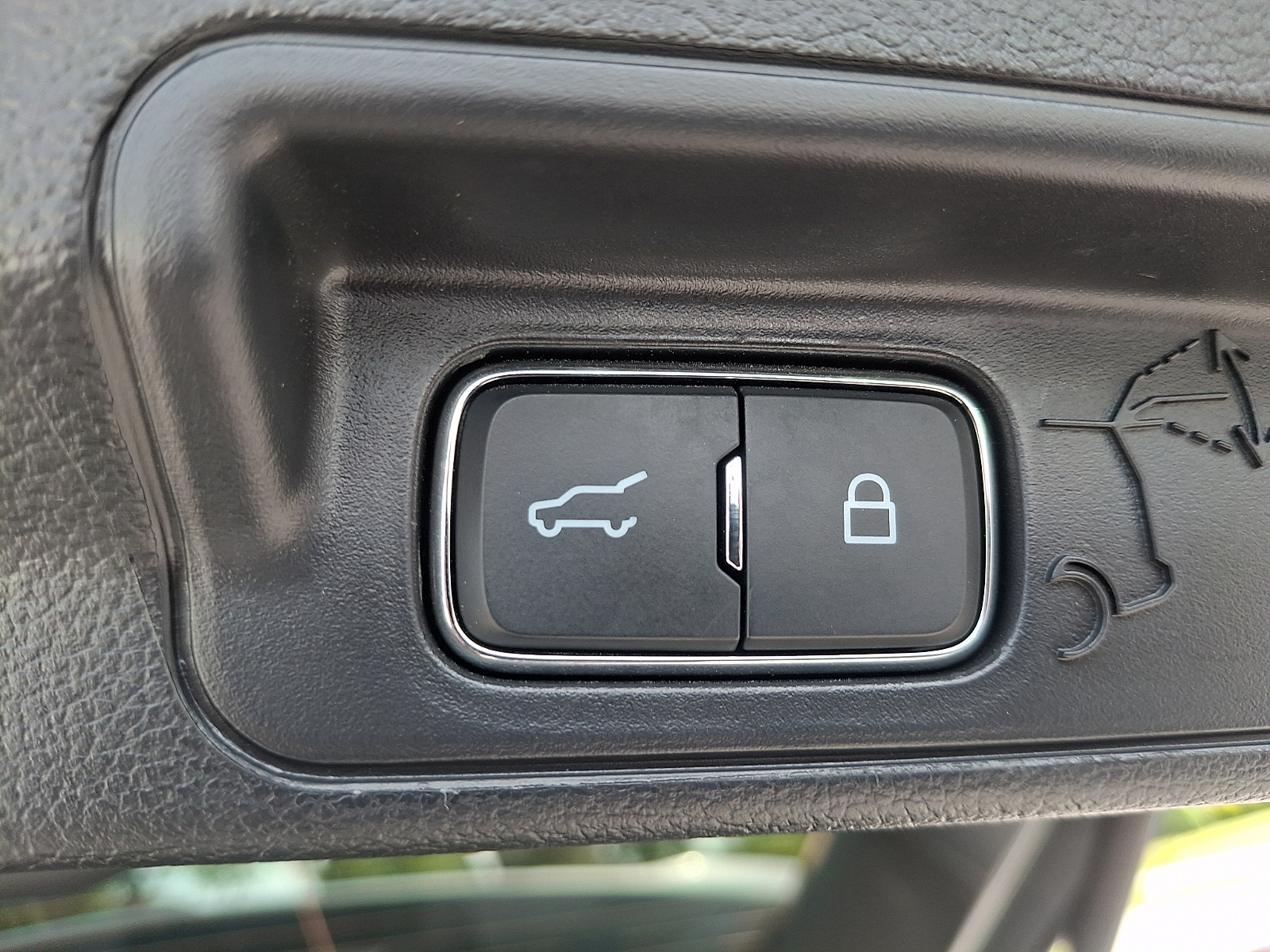 Used 2025 Ford Explorer SUV