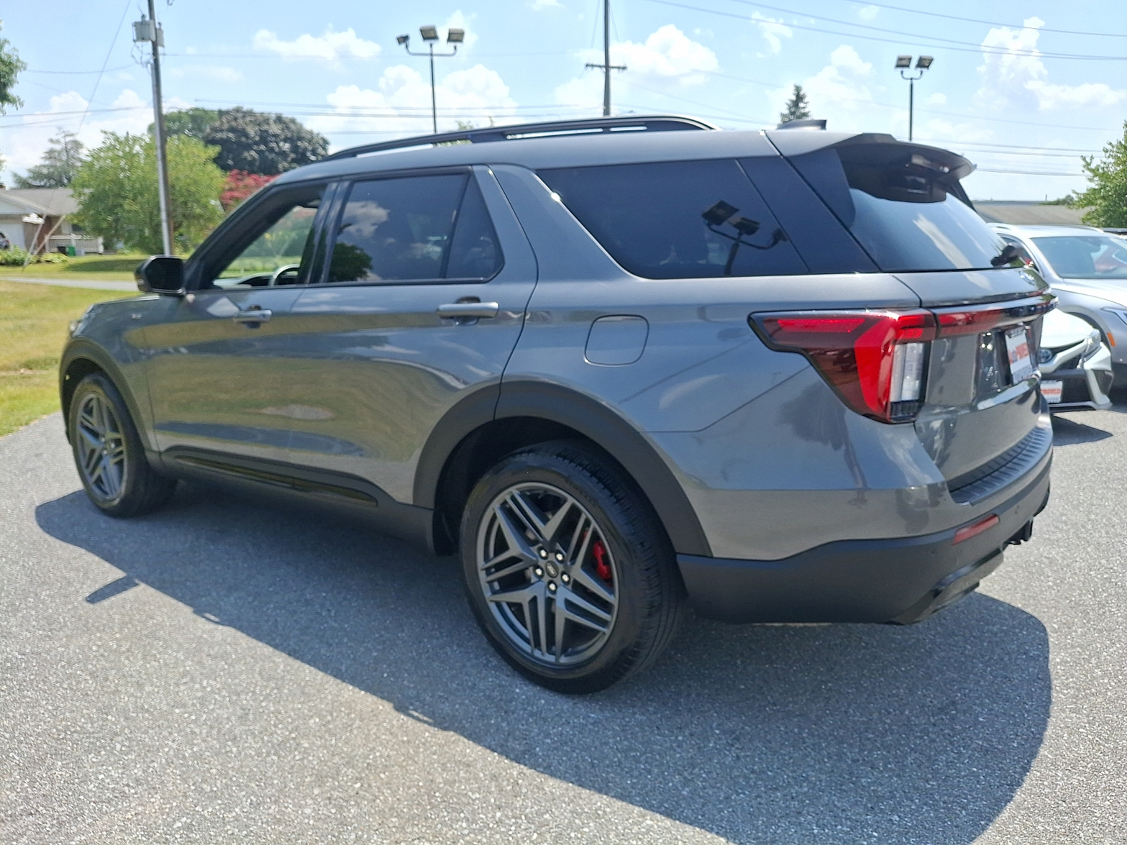 Used 2025 Ford Explorer SUV