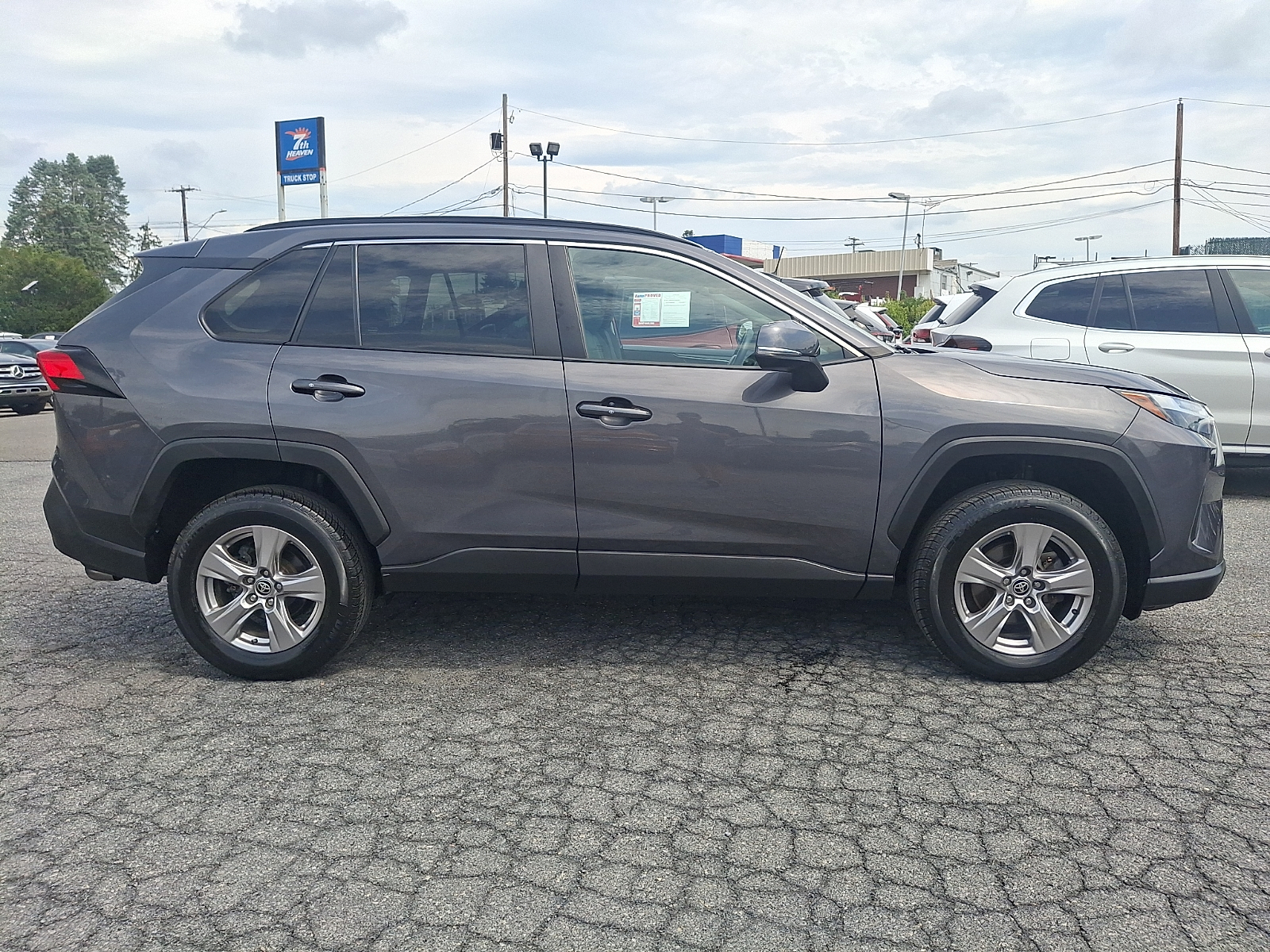 Used 2022 Toyota RAV4 SUV