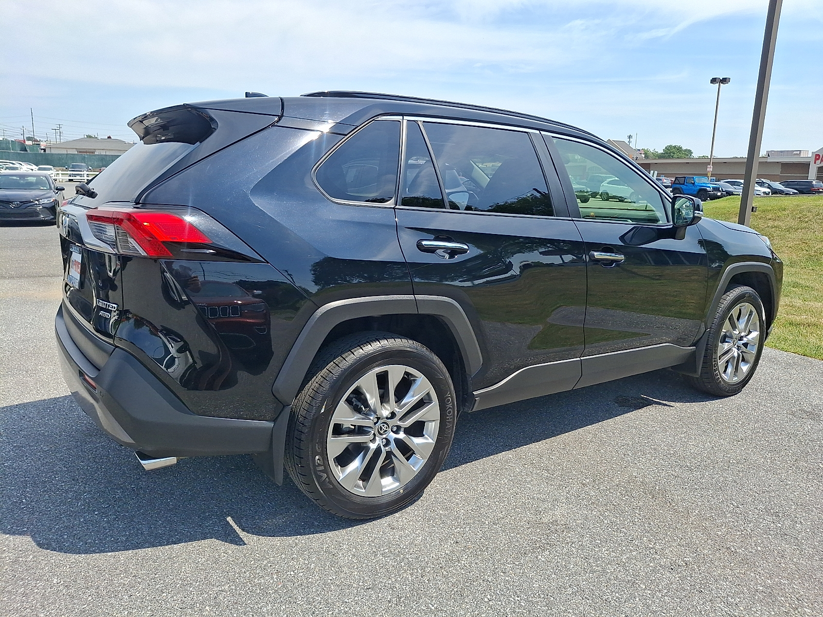 Used 2020 Toyota RAV4 SUV