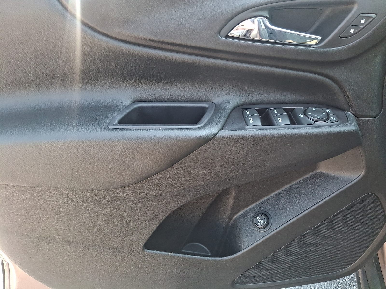 Used 2018 Chevrolet Equinox SUV