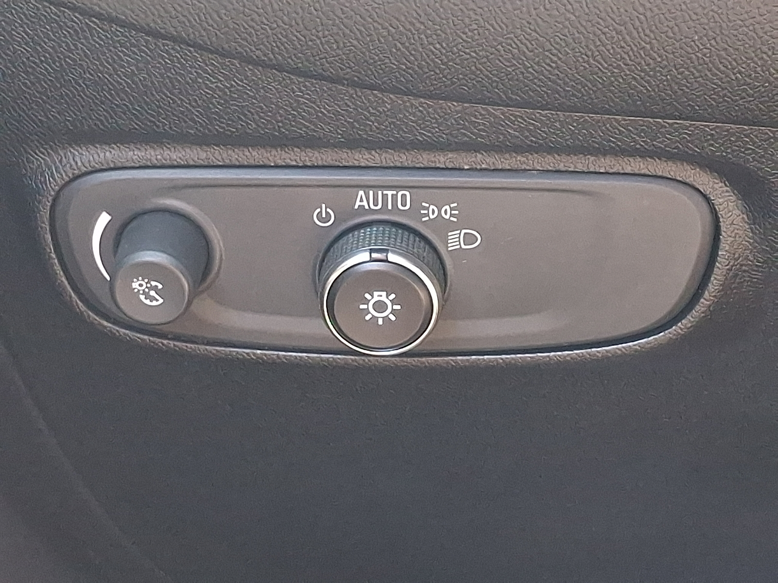Used 2018 Chevrolet Equinox SUV