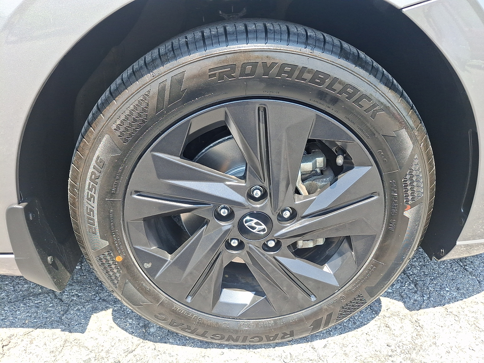 Used 2023 Hyundai Elantra Sedan