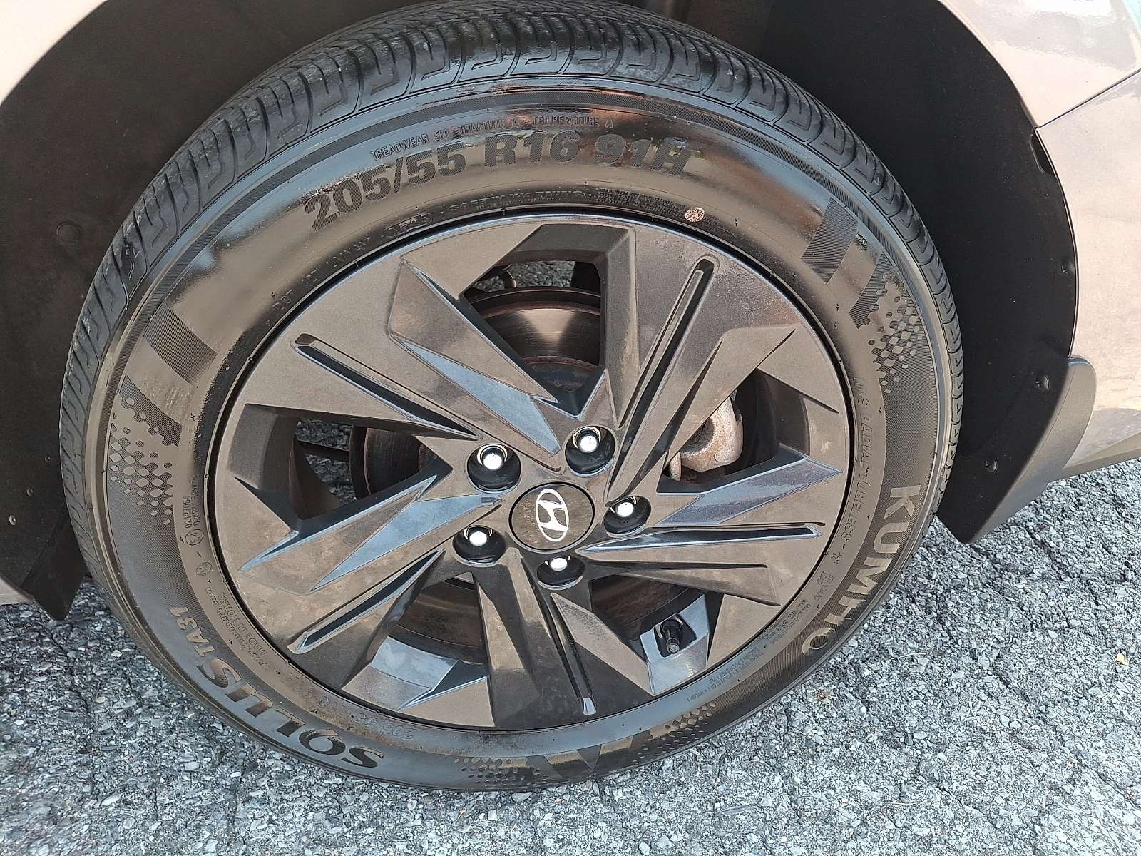 Used 2023 Hyundai Elantra Sedan