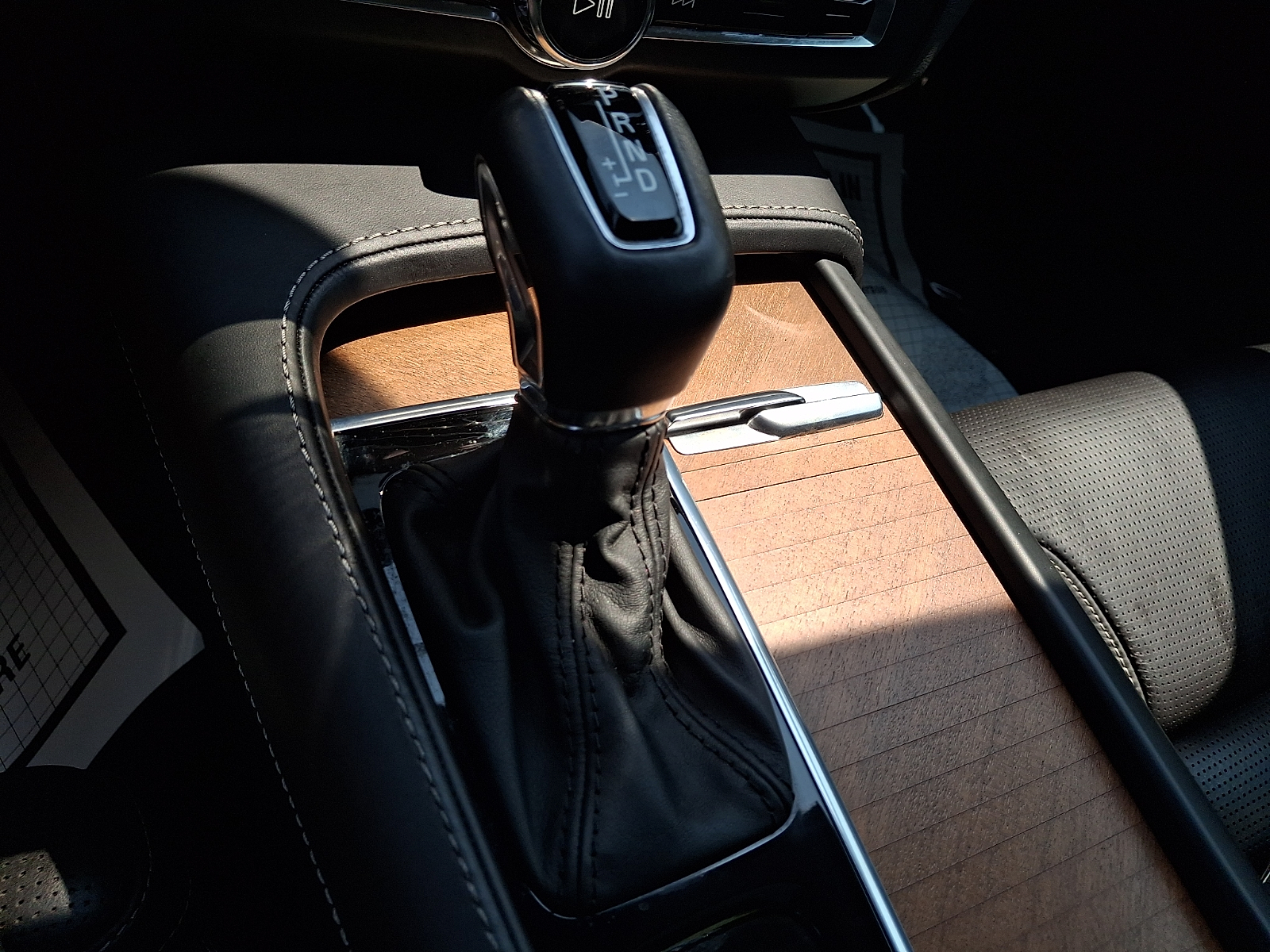 Used 2018 Volvo S90 Sedan