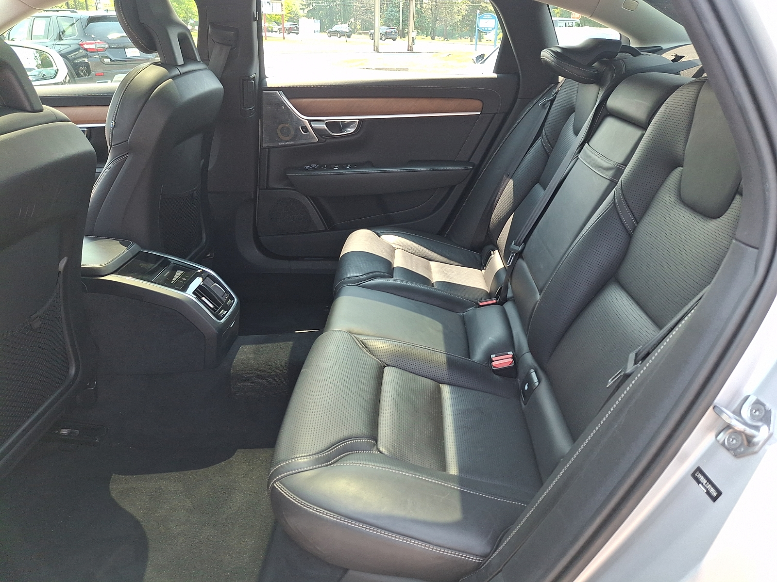 Used 2018 Volvo S90 Sedan