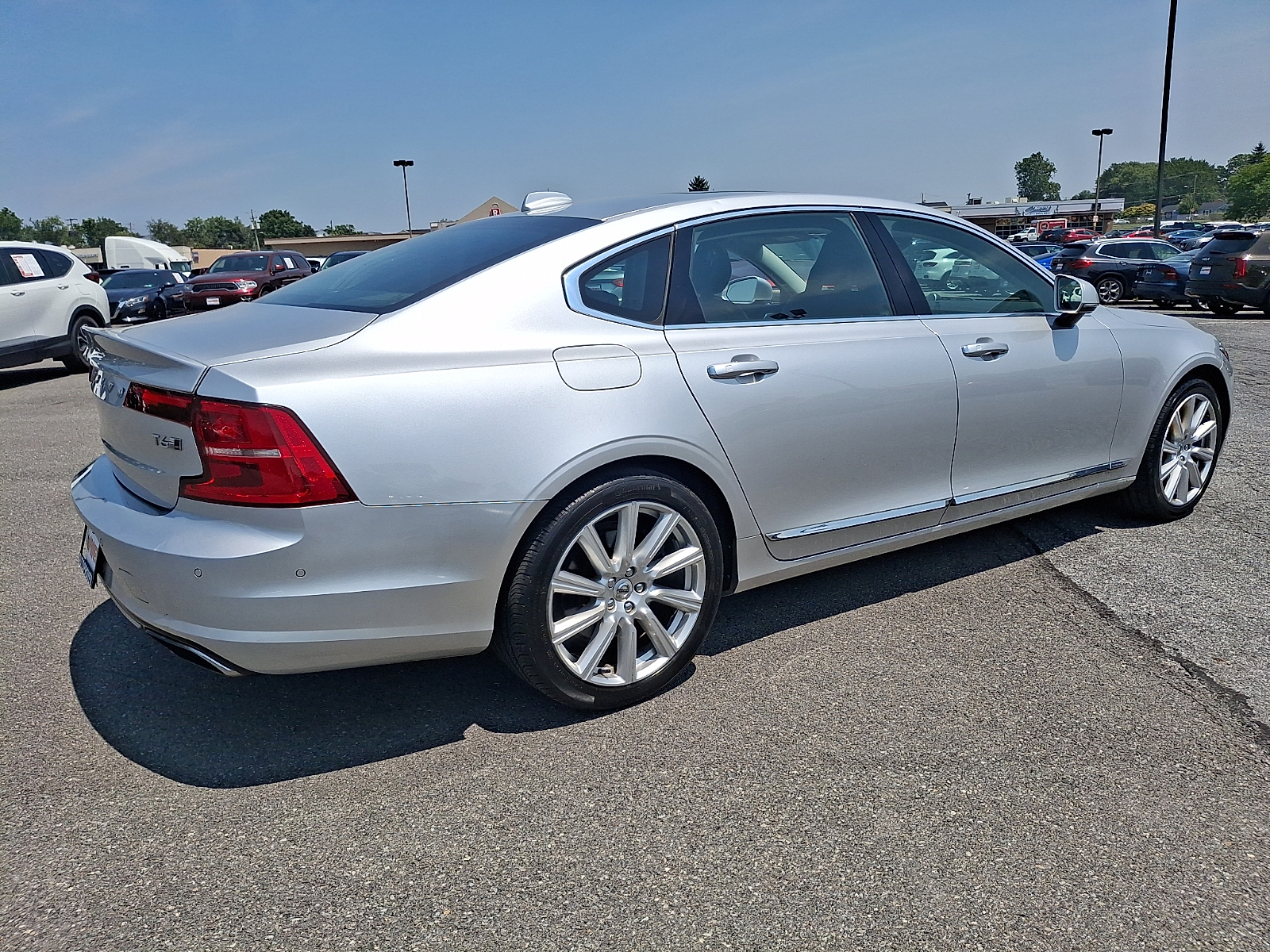 Used 2018 Volvo S90 Sedan
