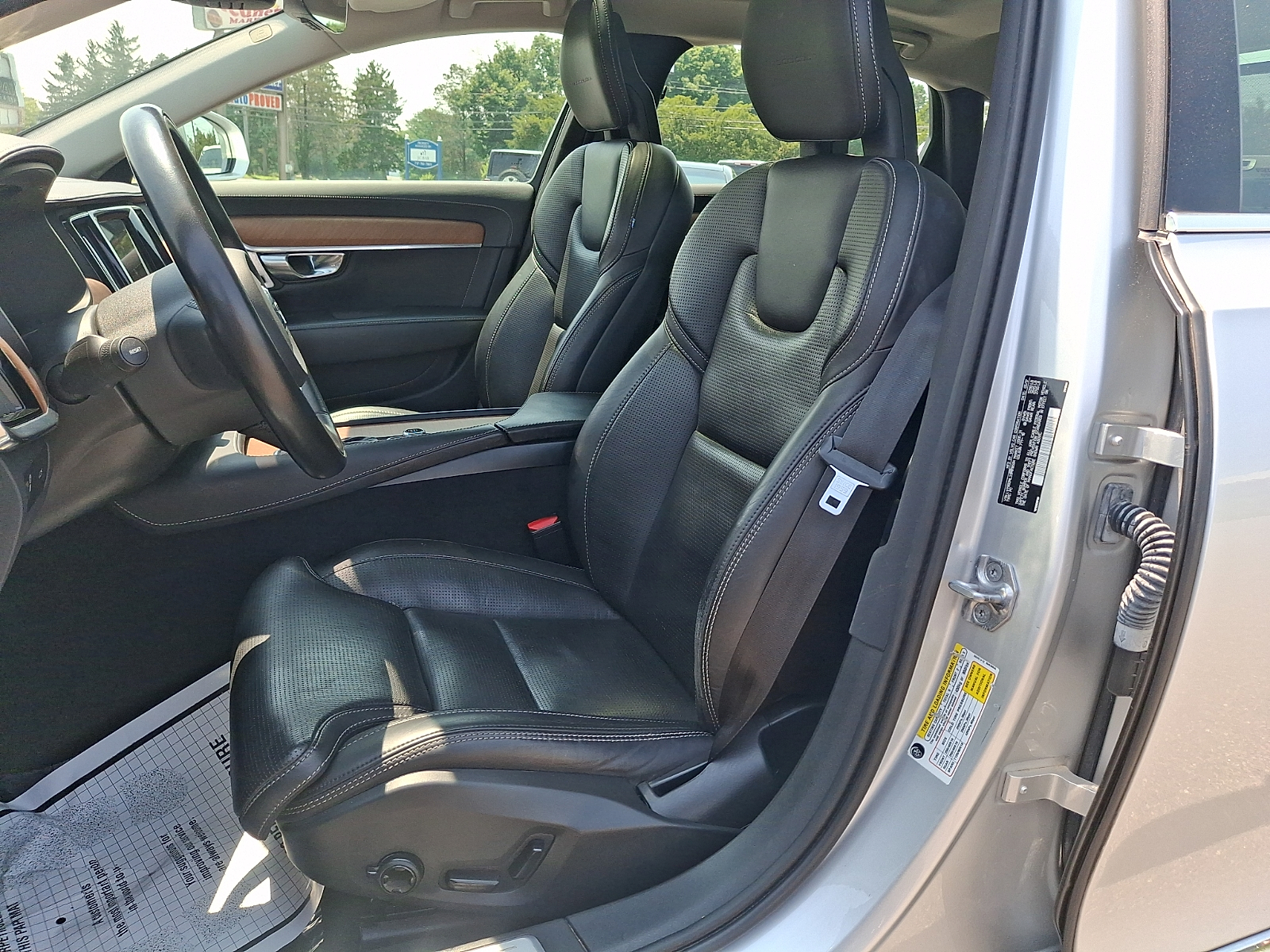 Used 2018 Volvo S90 Sedan