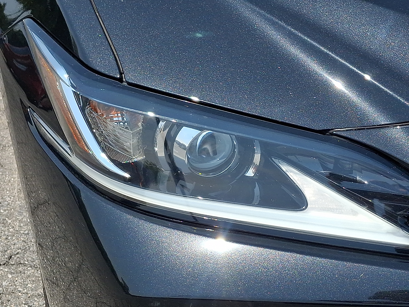 Used 2021 Lexus ES 250 Sedan