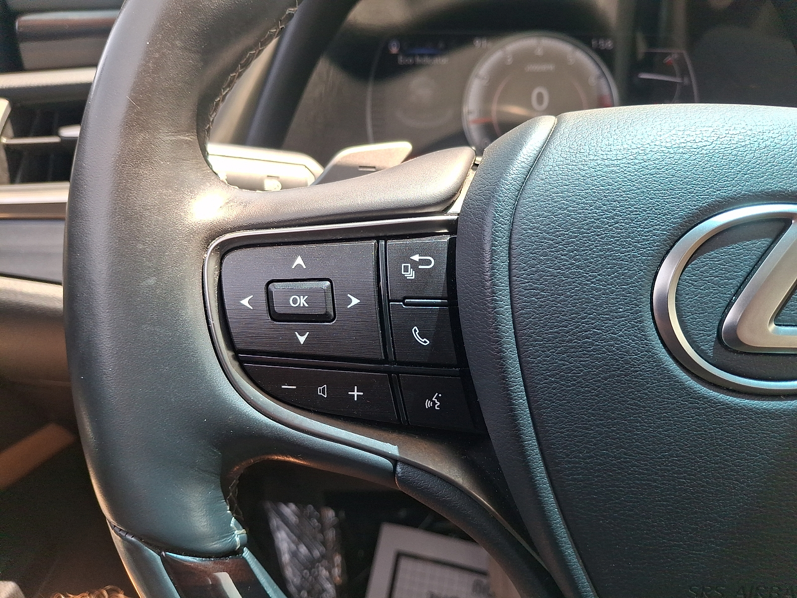 Used 2021 Lexus ES 250 Sedan