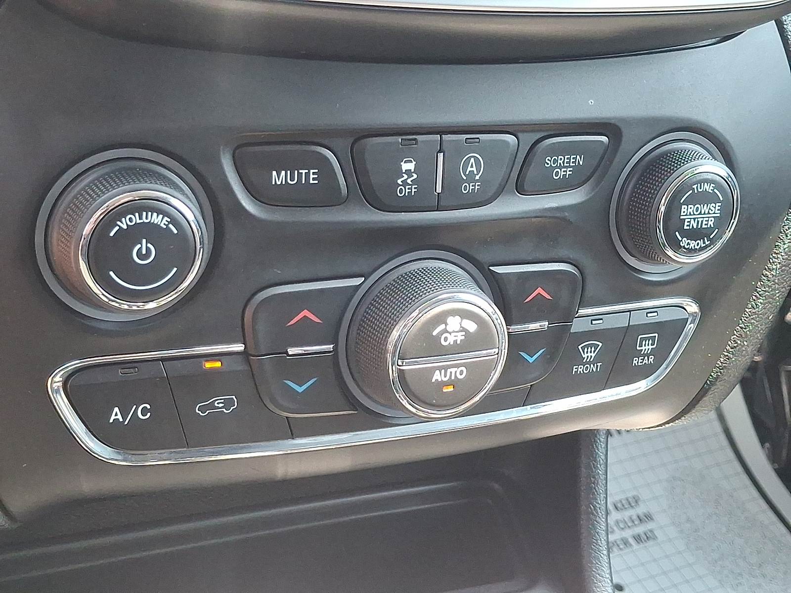 Used 2019 Jeep Cherokee SUV