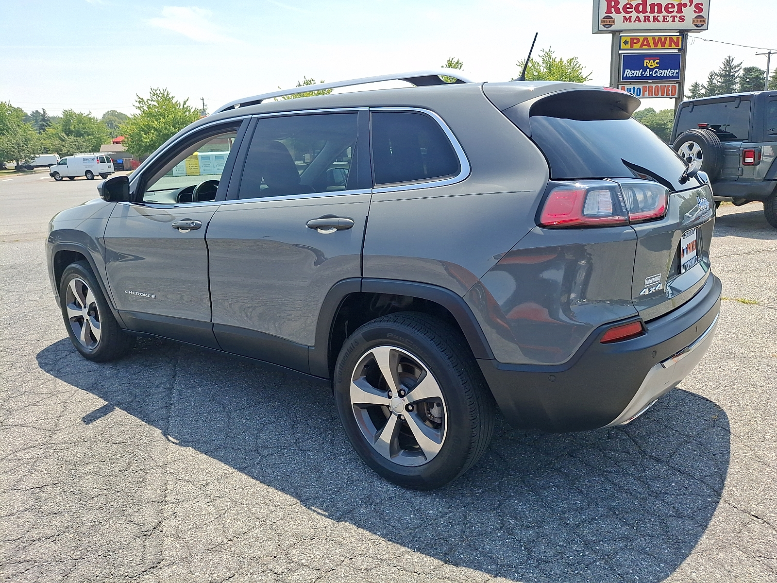 Used 2019 Jeep Cherokee SUV