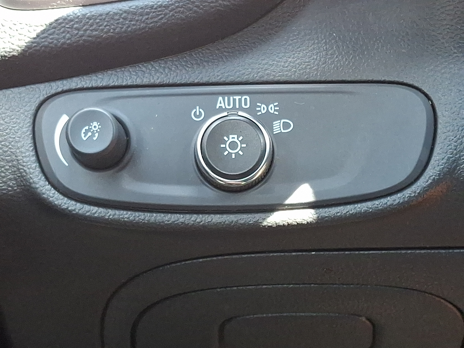 Used 2019 Chevrolet Trax SUV