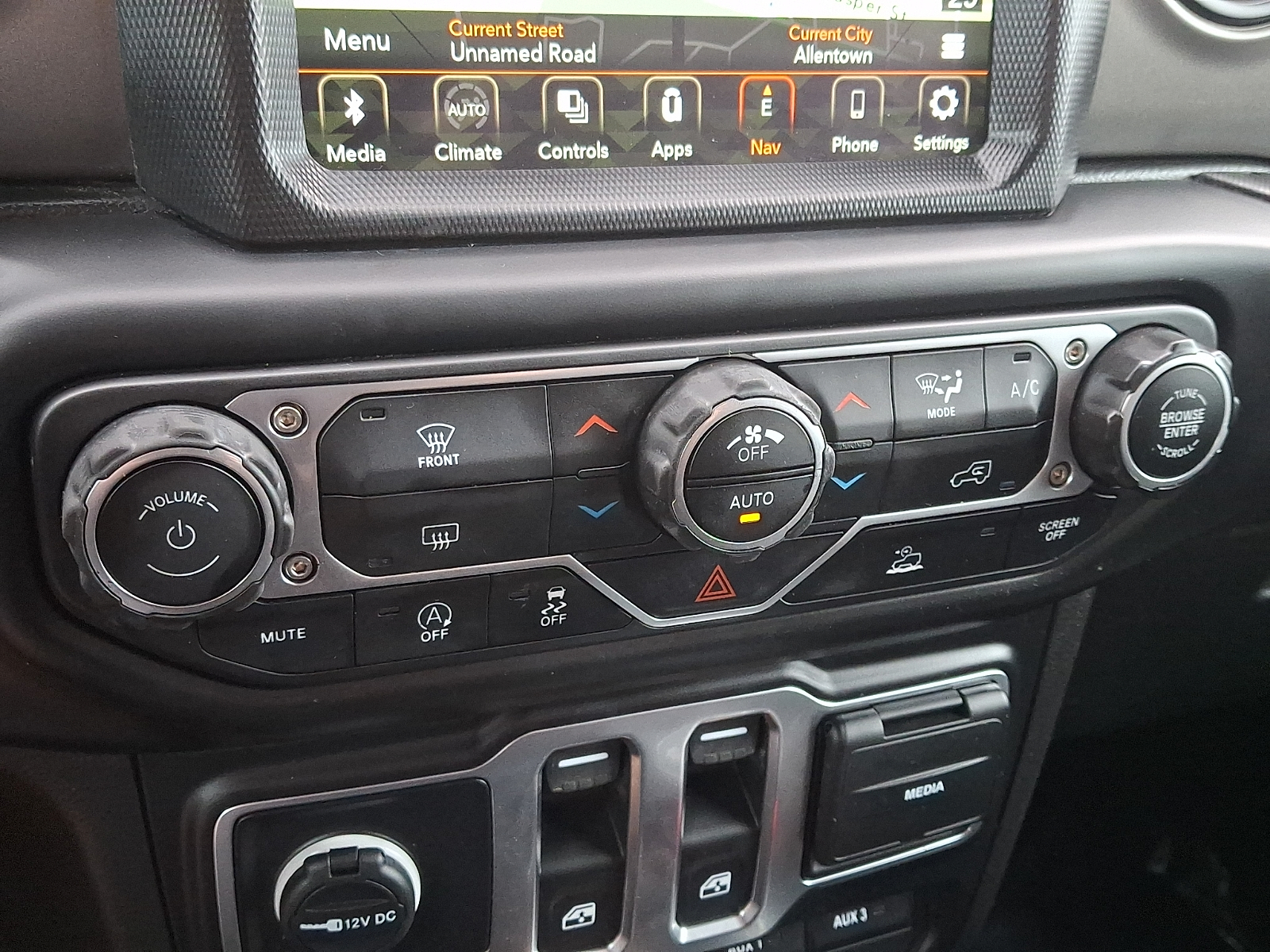 Used 2023 Jeep Wrangler SUV
