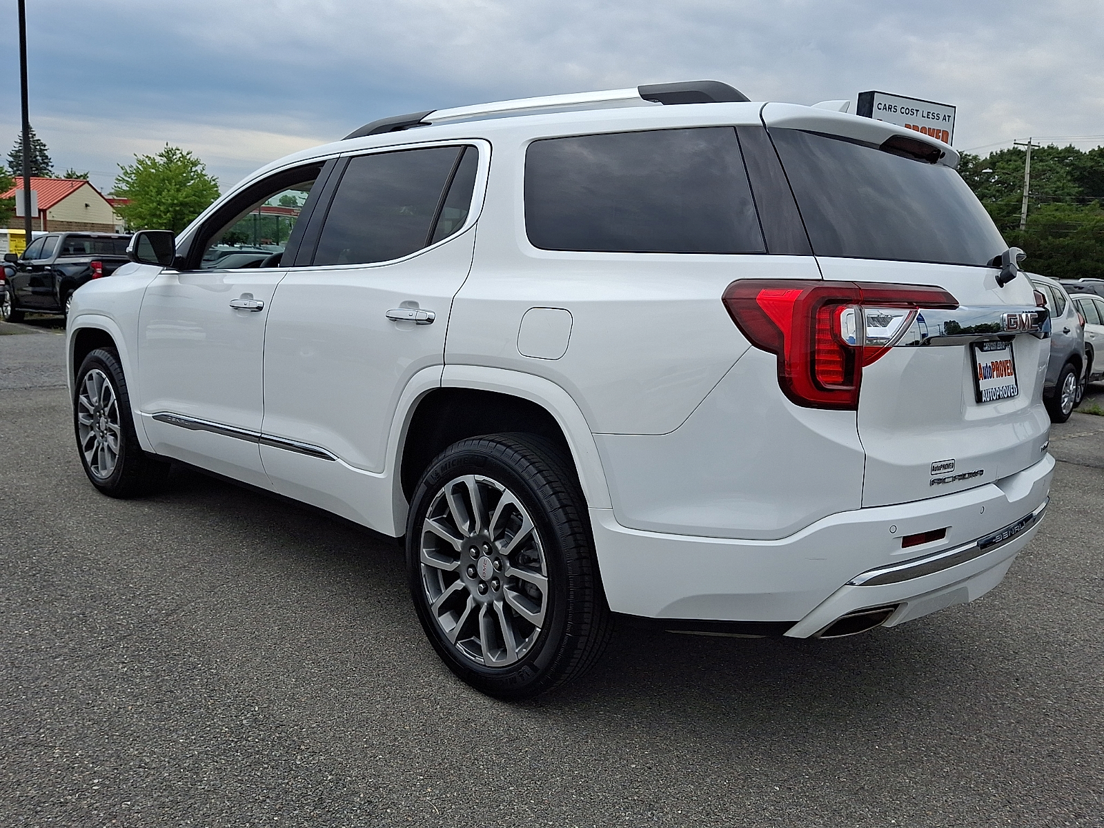 Used 2023 GMC Acadia SUV
